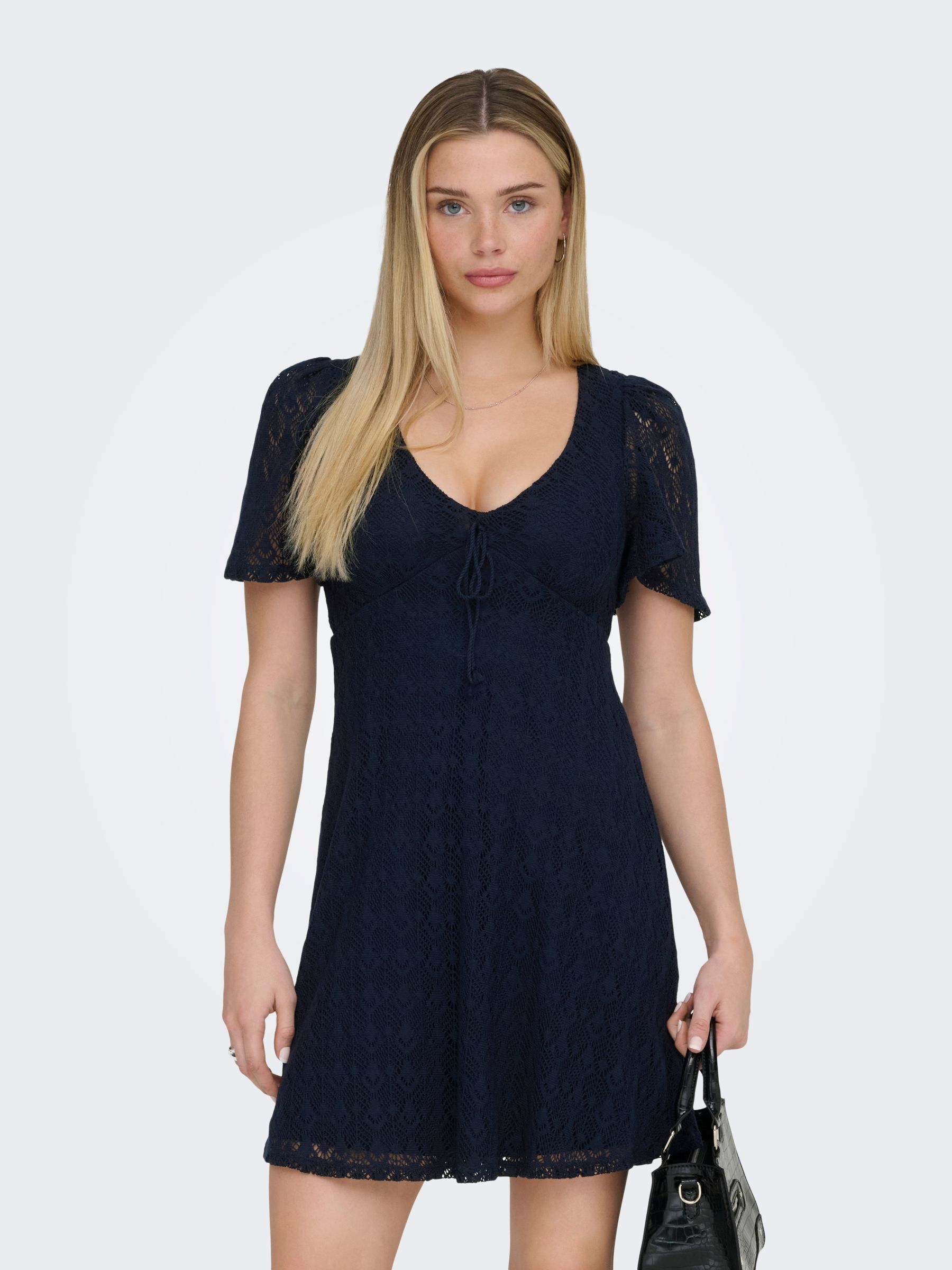 Robe, ONLY