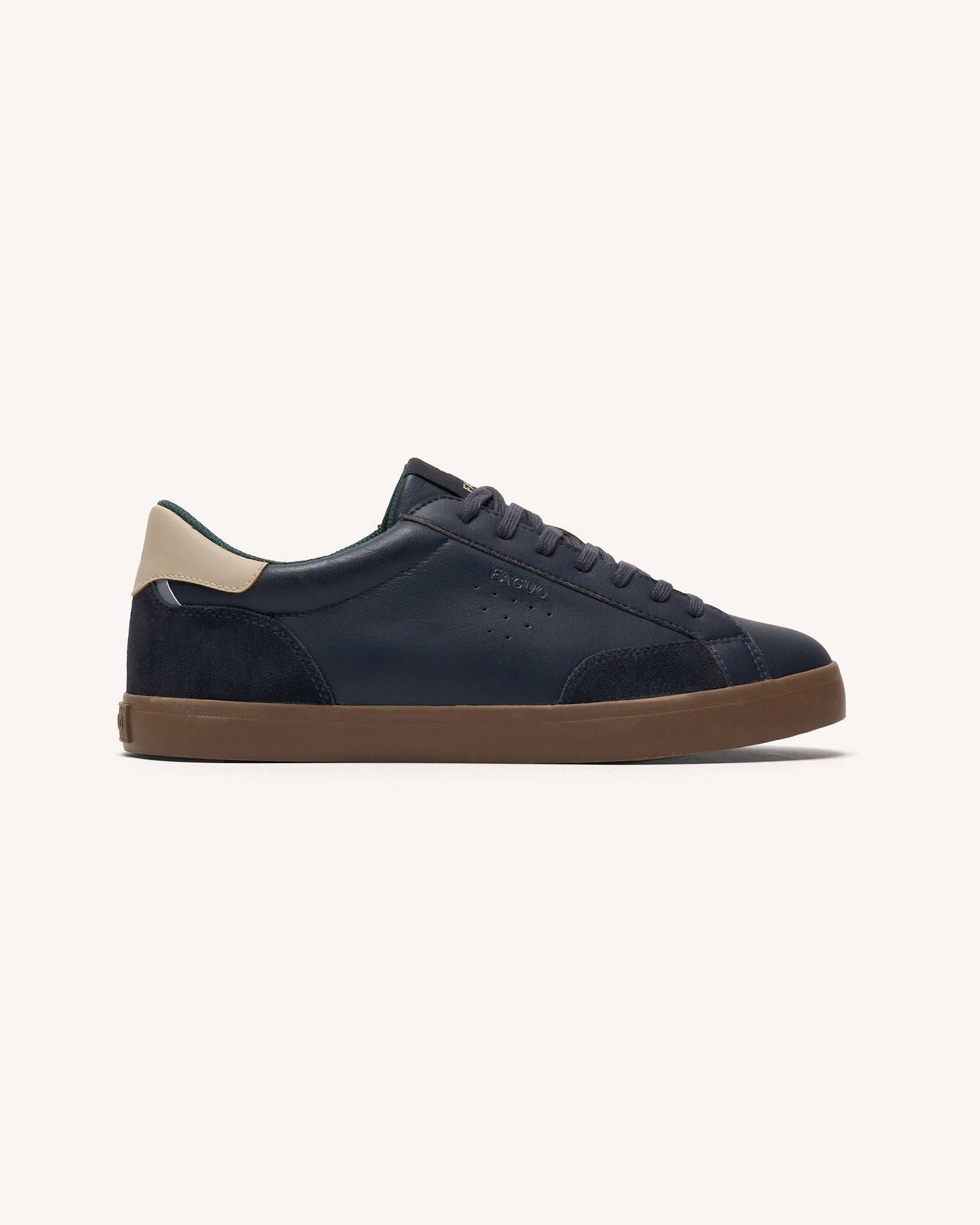 Tennis basses, FAGUO