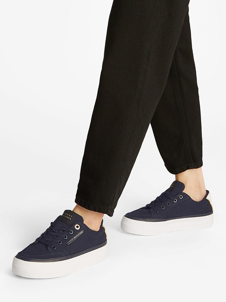 Tommy Hilfiger Zapatillas de lona vulcanizadas — foto 7