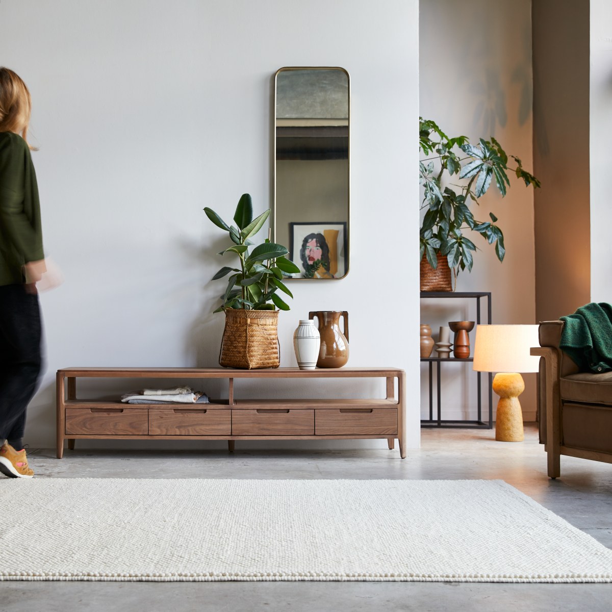 Meuble Hi-FI, TV en Noyer massif, ARTO, TIKAMOON