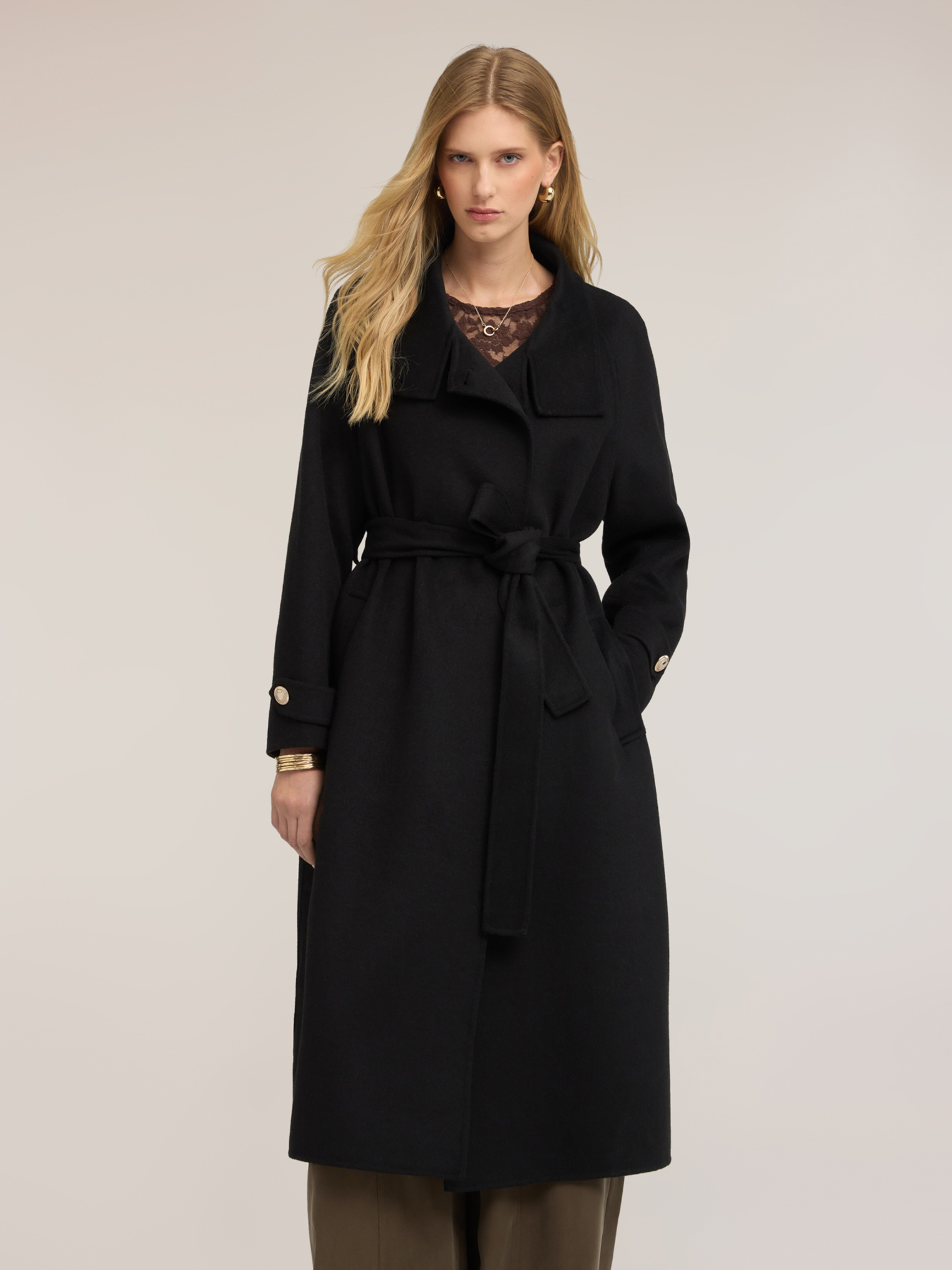 Manteau long avec col montant, MOTIVI