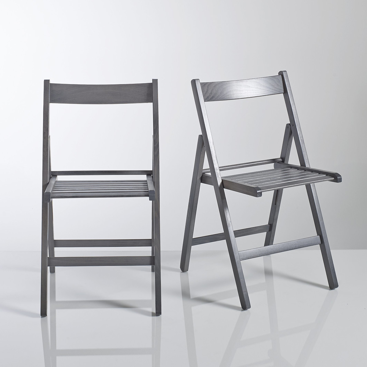 Product photograph of Set Of 2 Yann Solid Beech Folding Chairs from La Redoute UK