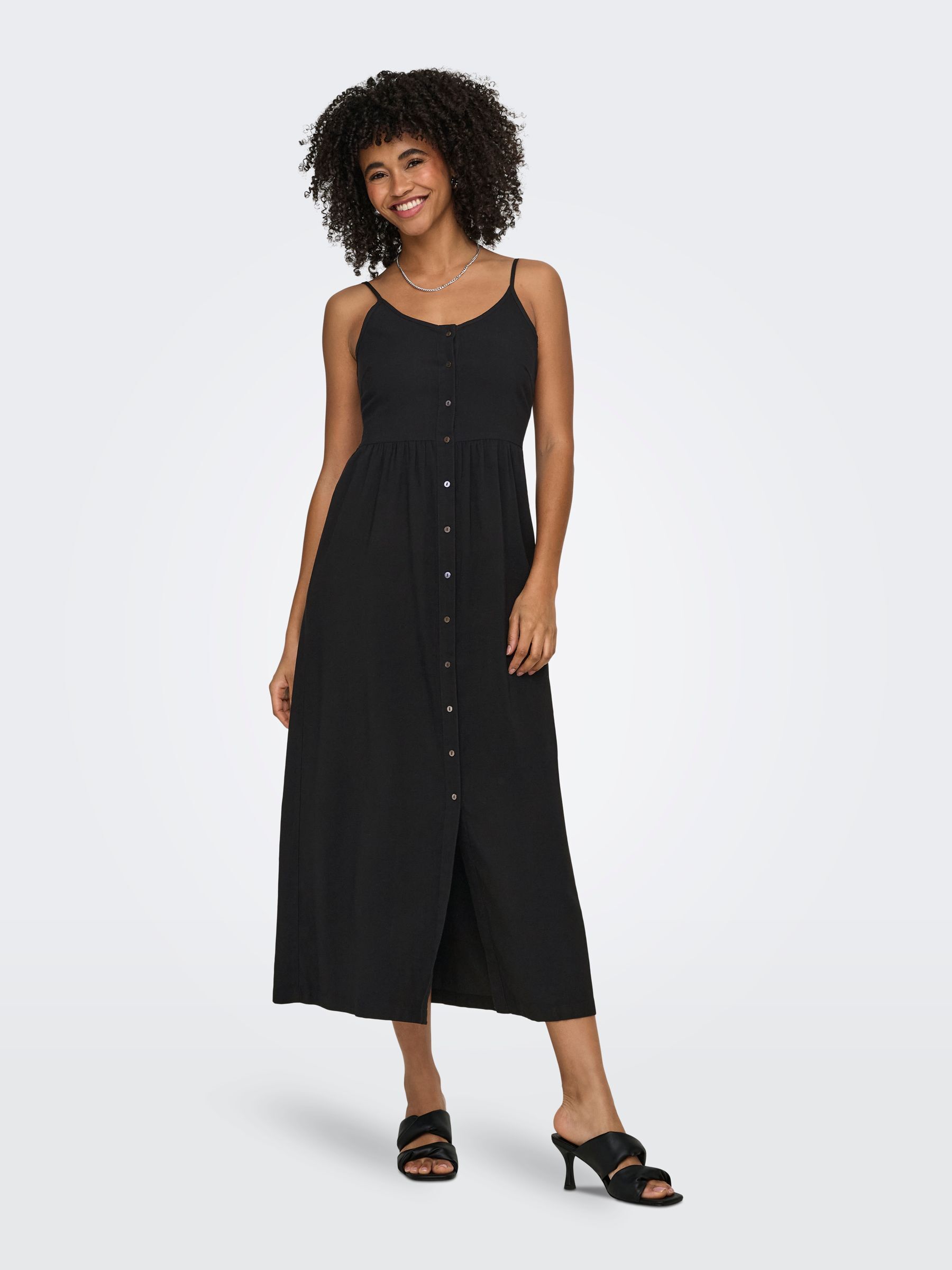 Robe, ONLY