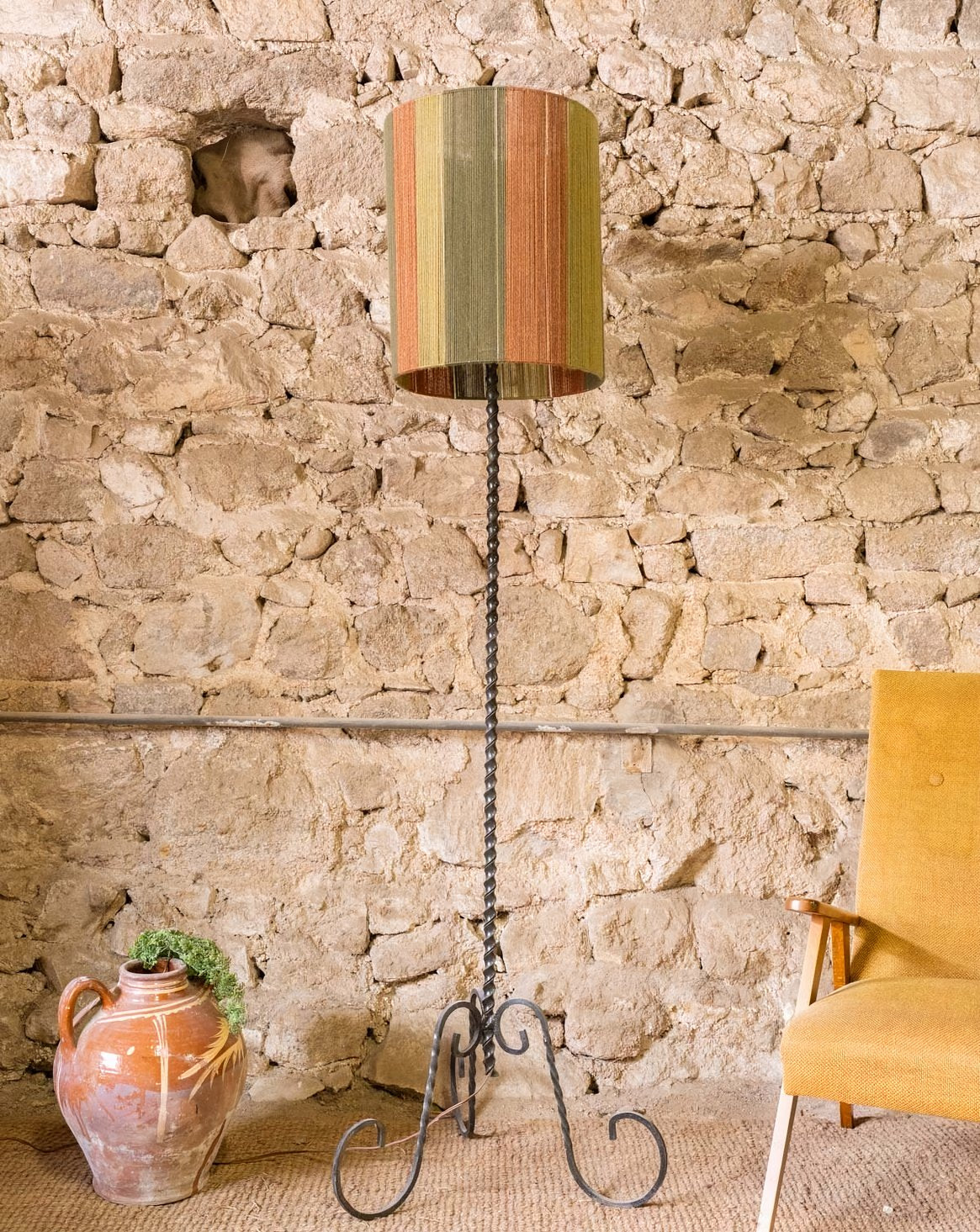 Lampadaire en fer et laine Julien N°406 - Bon état, DEBONGOUT
