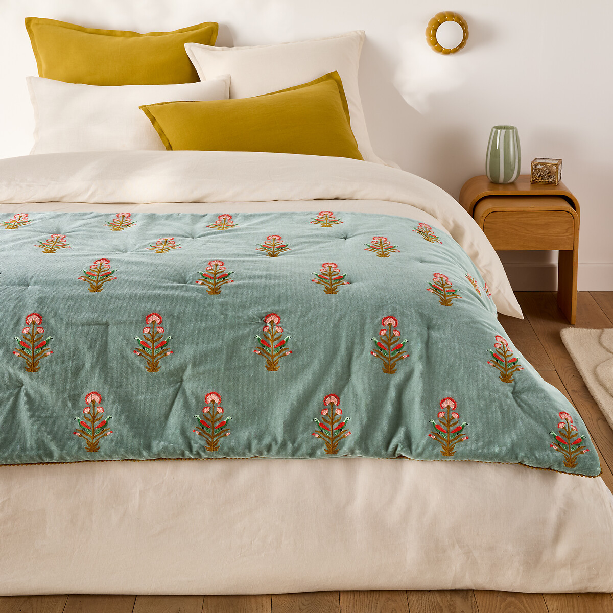 Dylis Quilted Corduroy Bedspread, LA REDOUTE INTERIEURS