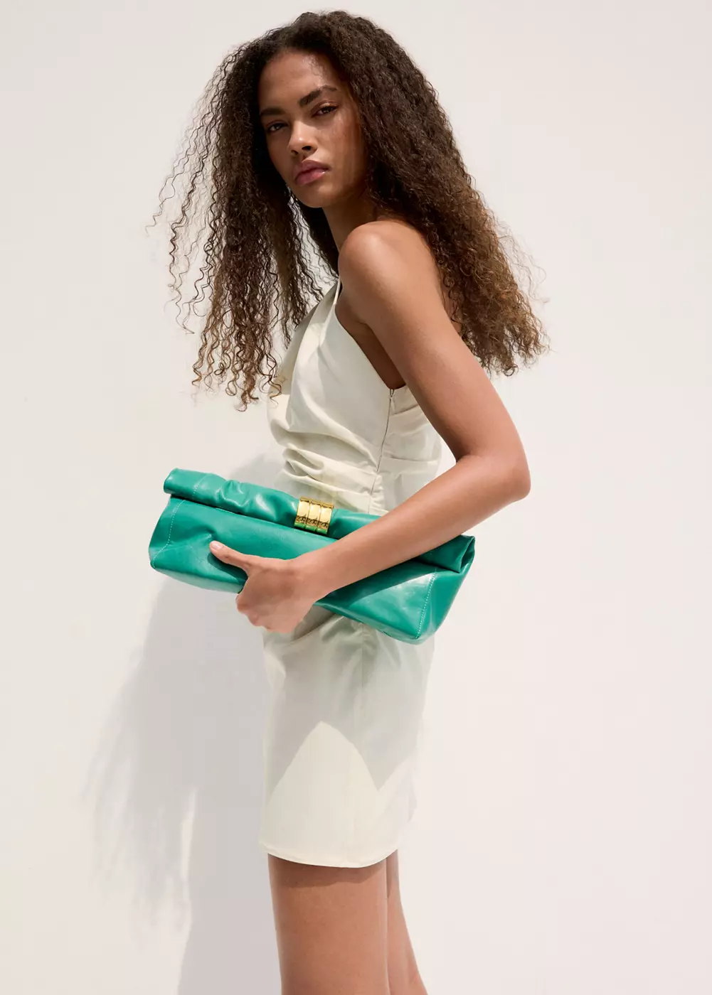 Robe col asymétrique avec détail drapé, MANGO