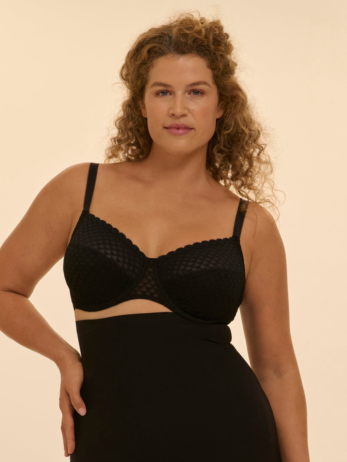 Soutien-gorge avec armature emboitant, SUBTILE, SIMONE PERELE