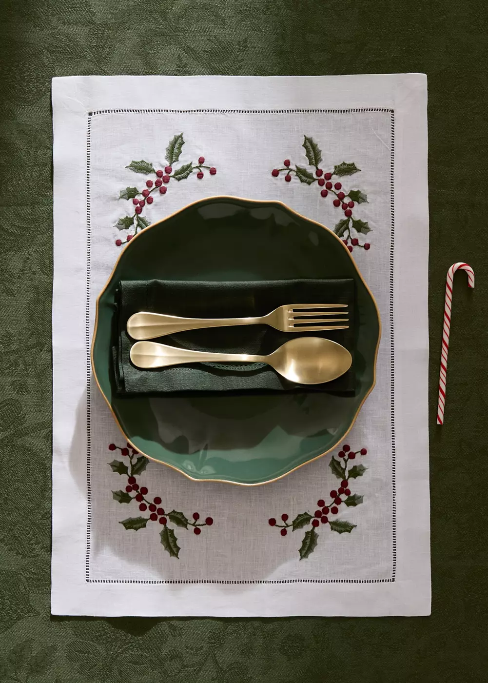 Set de table en lin brodé de Noël, MANGO HOME