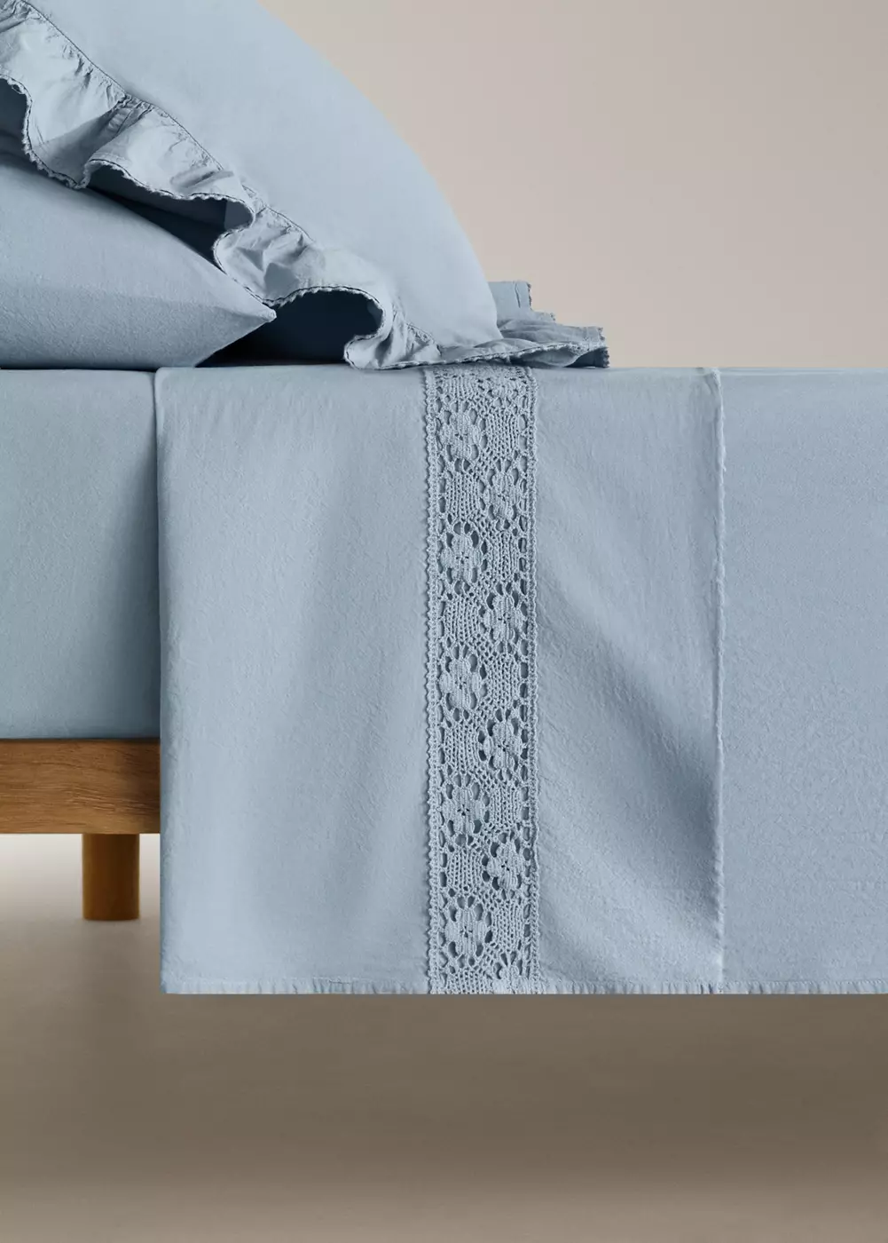 Drap plat percale de coton lavé détail dentelle lit 90 cm, MANGO HOME