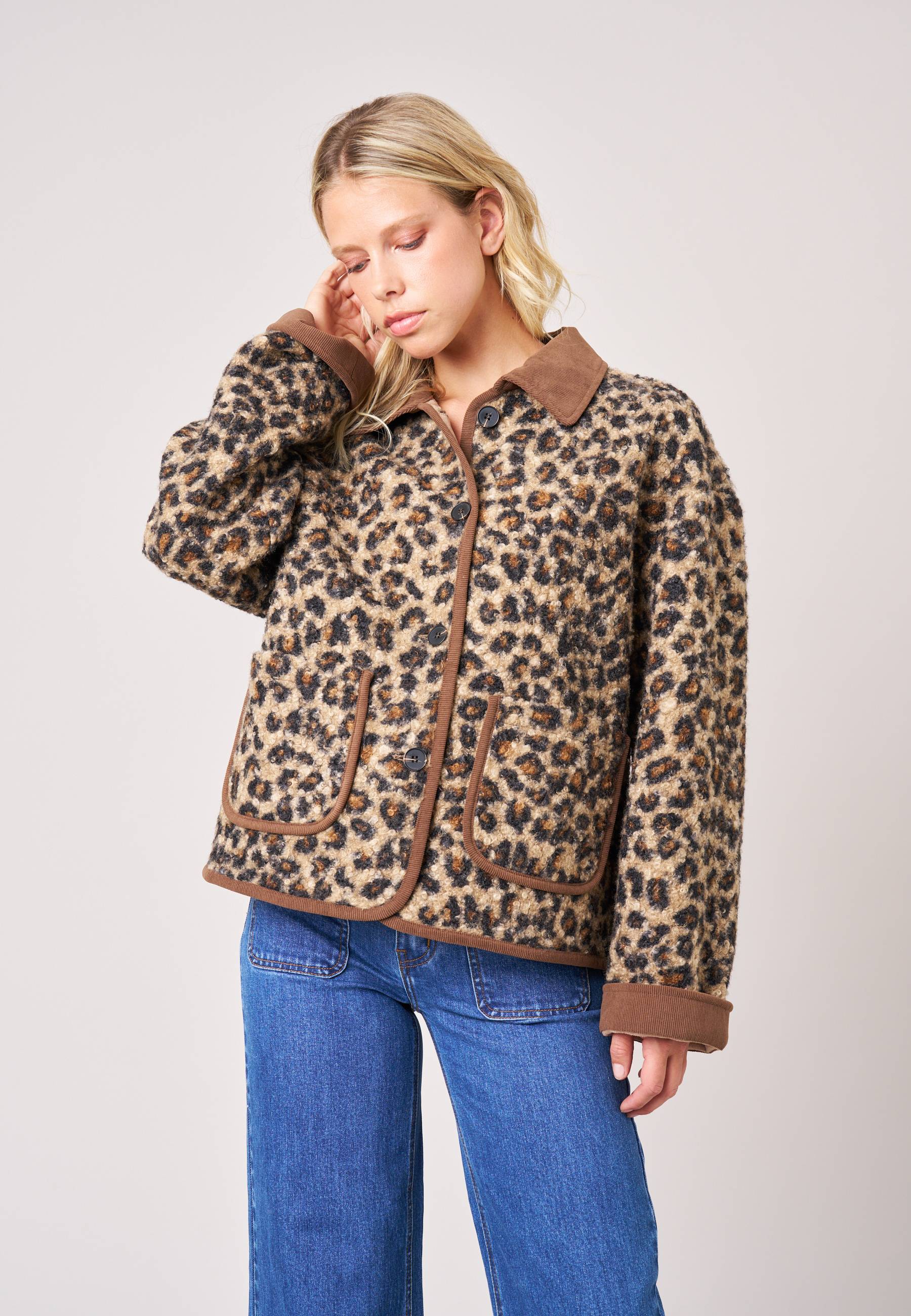 Veste courte regular femme effet léopard THALYA, DEELUXE