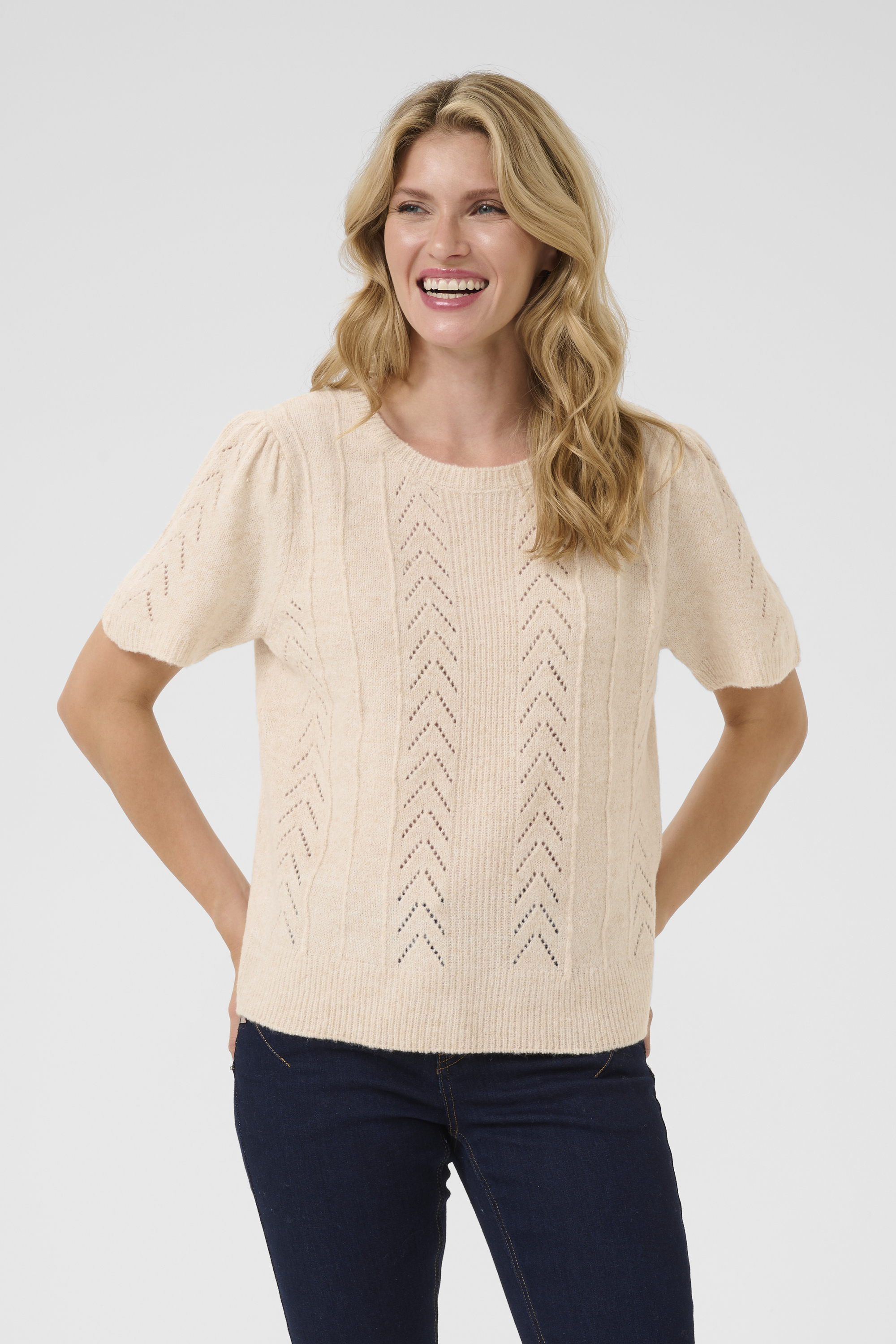 Knitted pullover, CREAM
