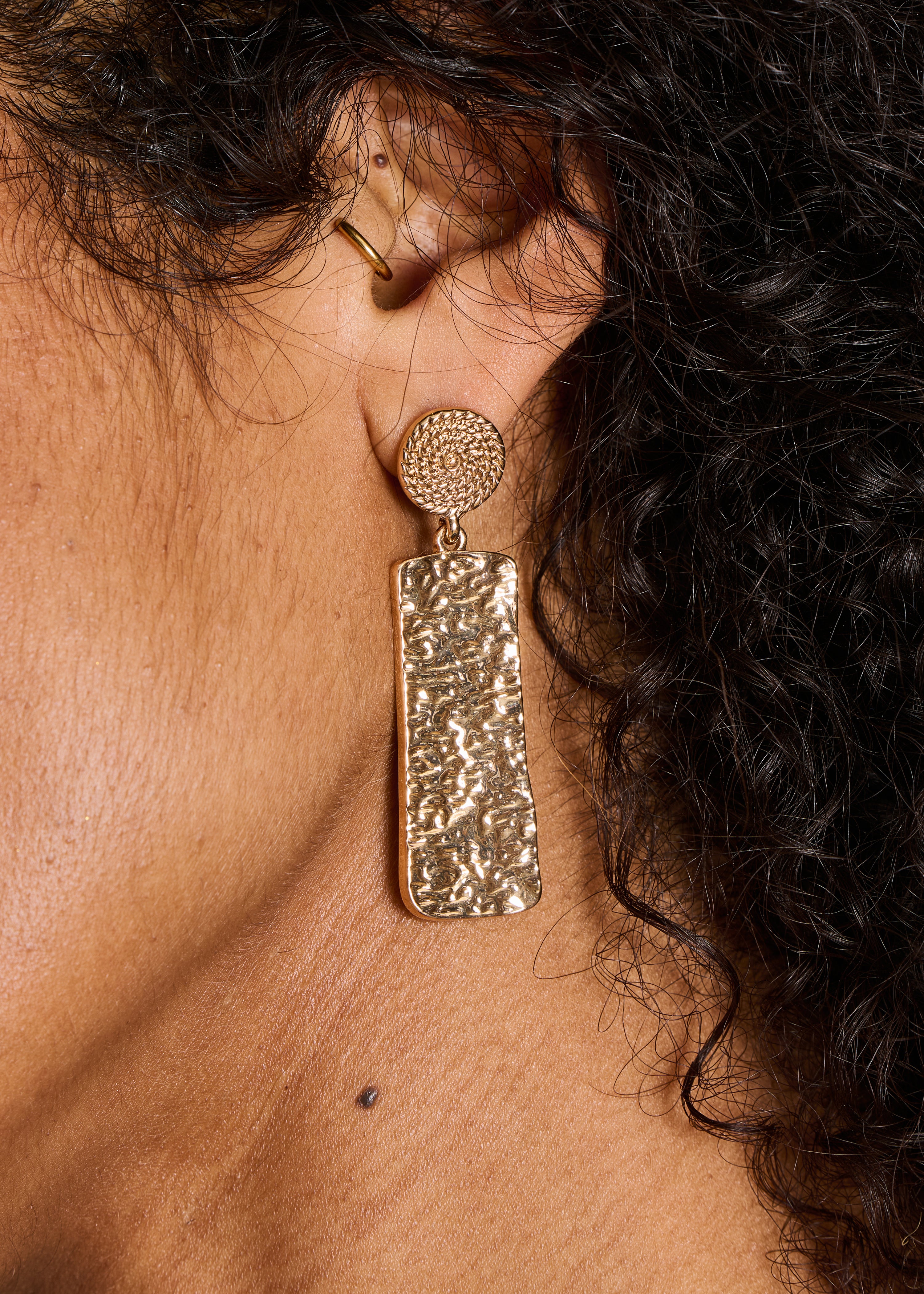 Boucles d'oreilles pendantes rectangulaires, LA FEE MARABOUTEE