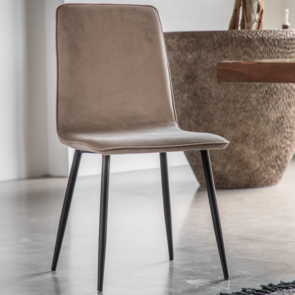 Ina Minimalist Velvet Dining Chairs (Set of 2), SO'HOME
