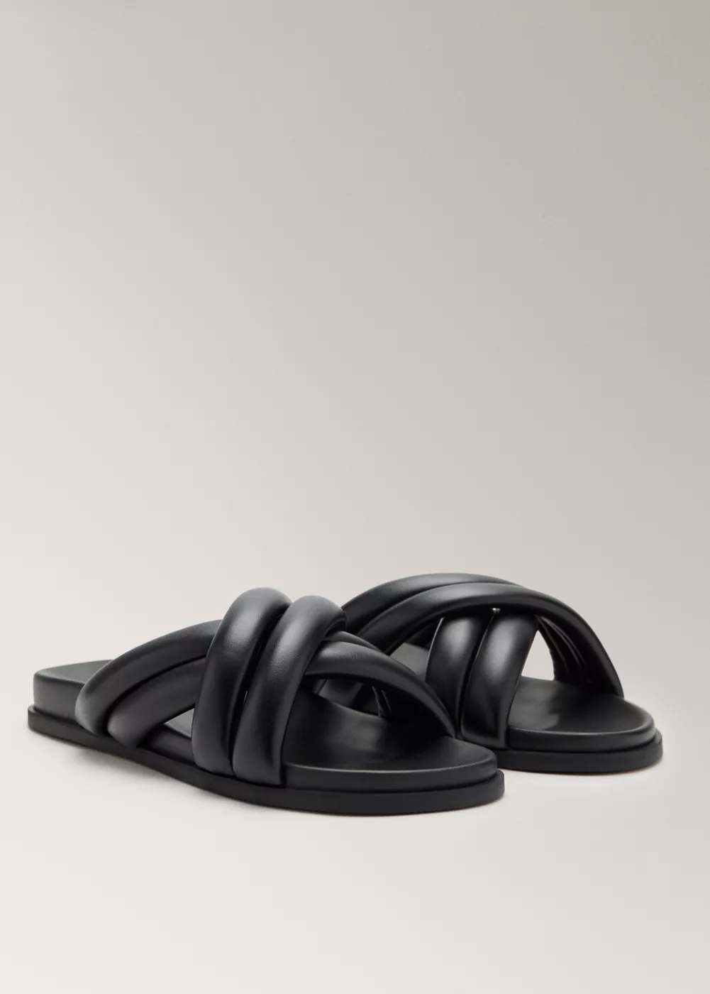 Sandales cuir bandes rembourrées et croisées, MANGO