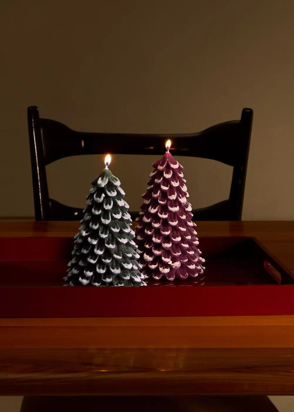 Bougie décorative avec détail sapin, MANGO HOME