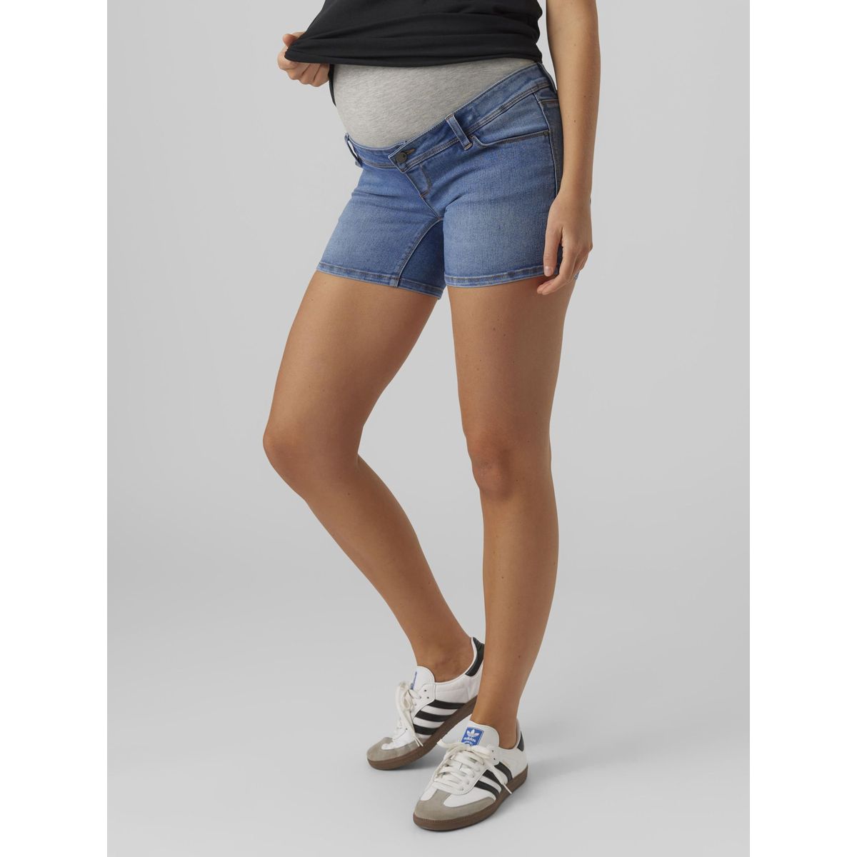 Fitted hotsell jean shorts
