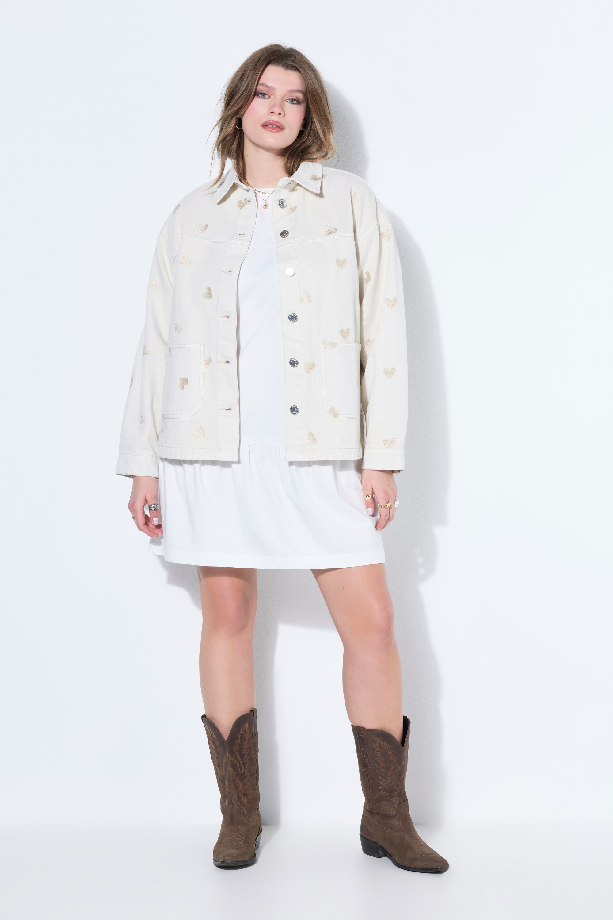 Veste en jean oversize à cœurs, denim épais, STUDIO UNTOLD