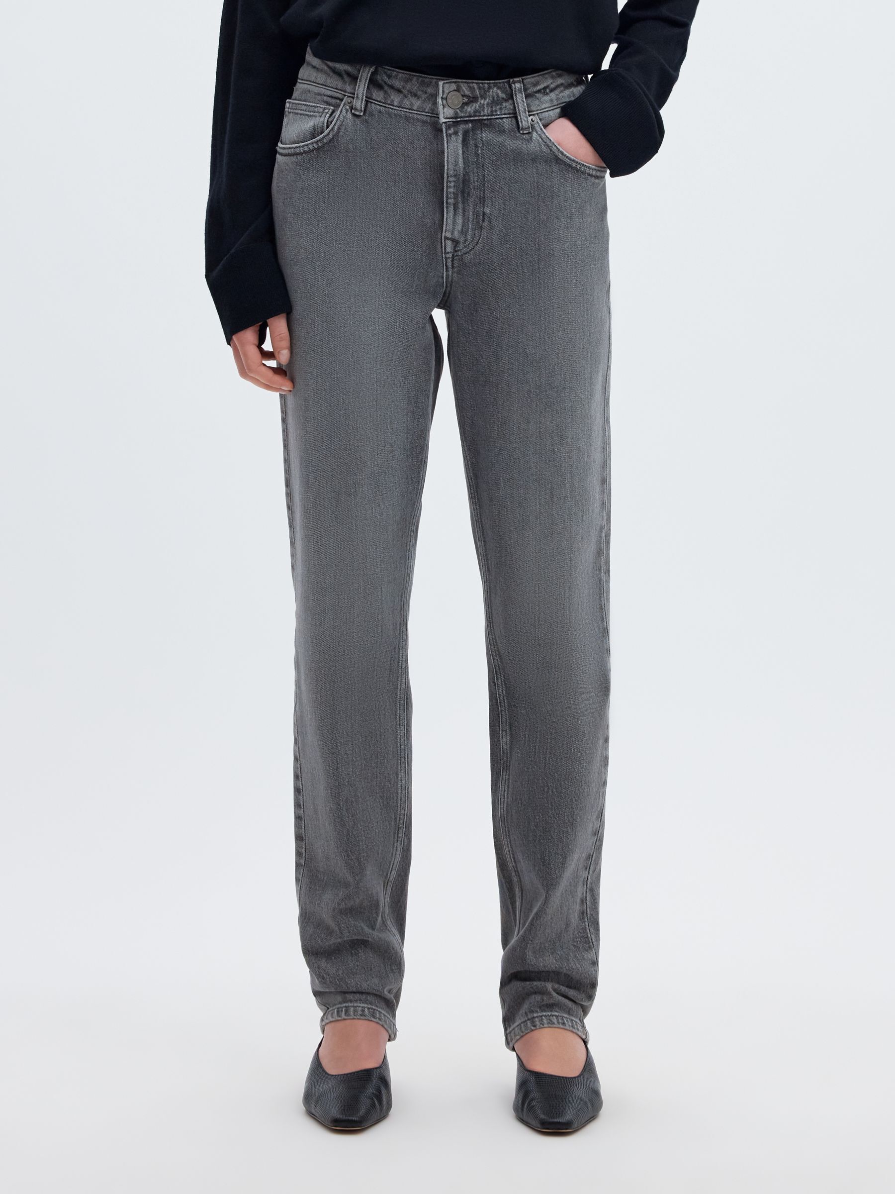 Jean Coupe Slim Fuselée, SELECTED