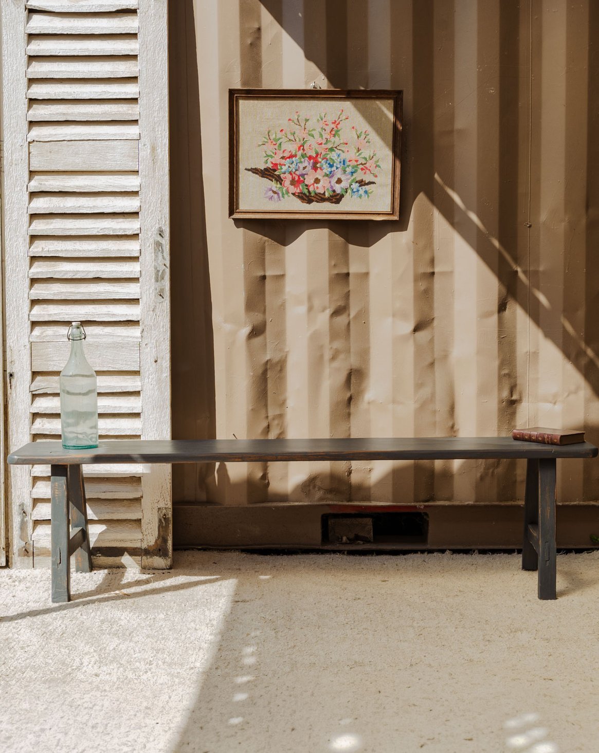 Banc en bois gris Antoine N°413 - Bon état, DEBONGOUT