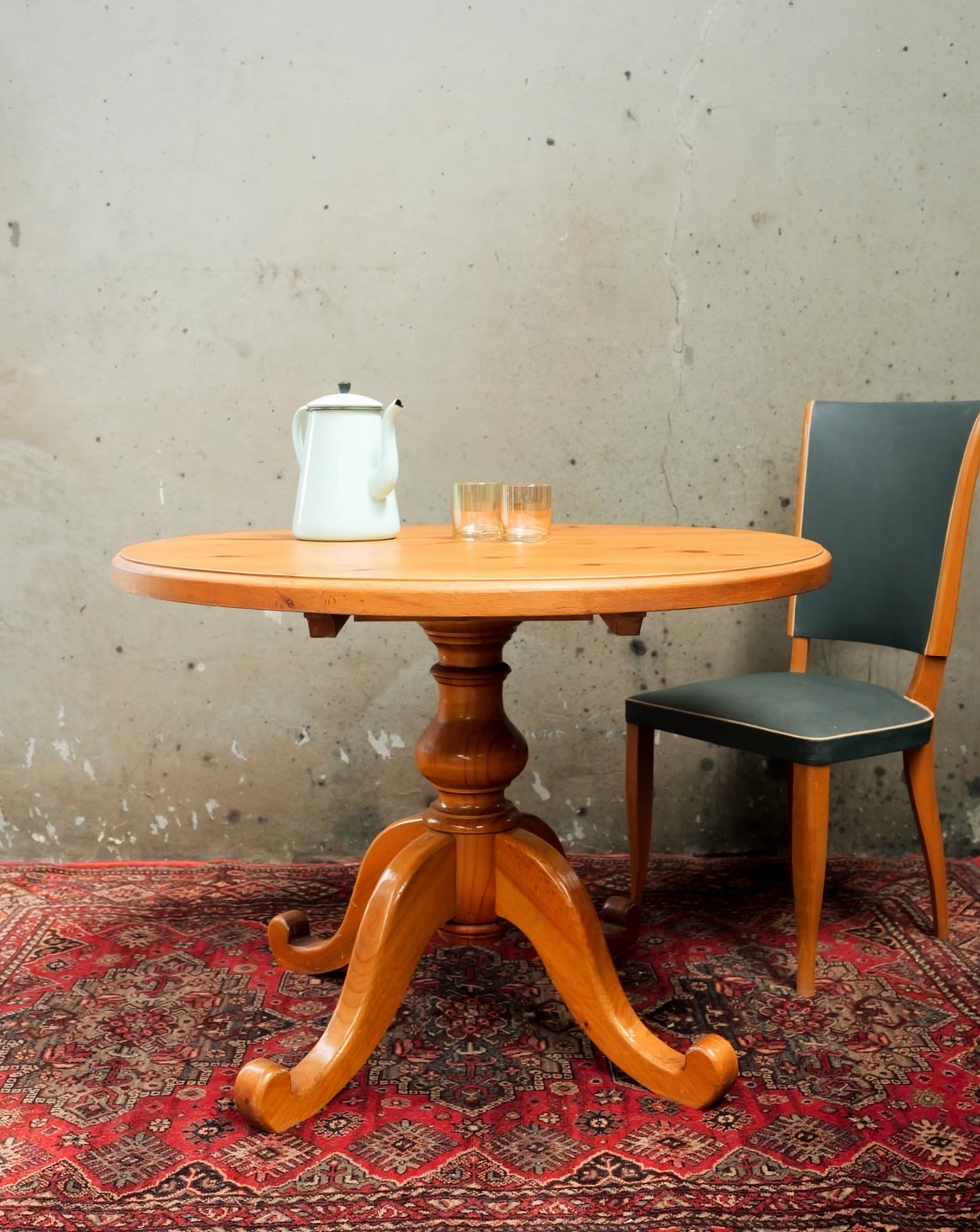 Table à manger ronde Romy N°1418 - Bon état, DEBONGOUT