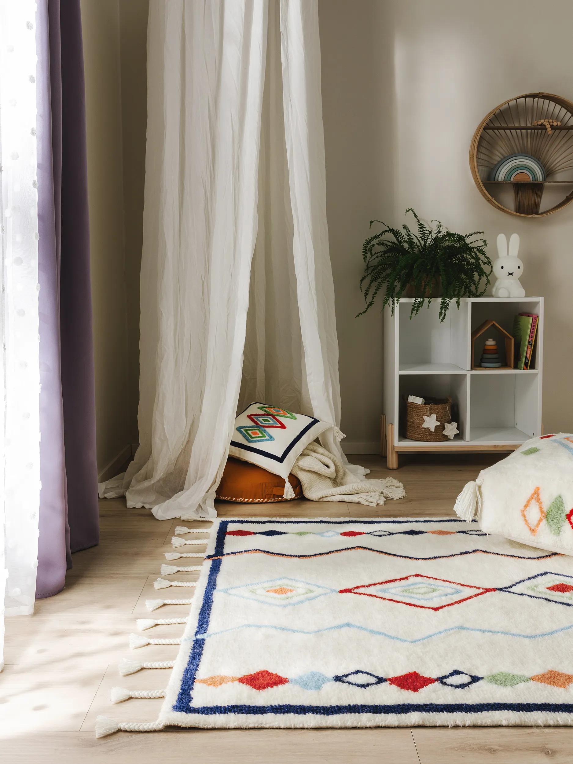 Tapis enfant tufté main MALIKA, BENUTA