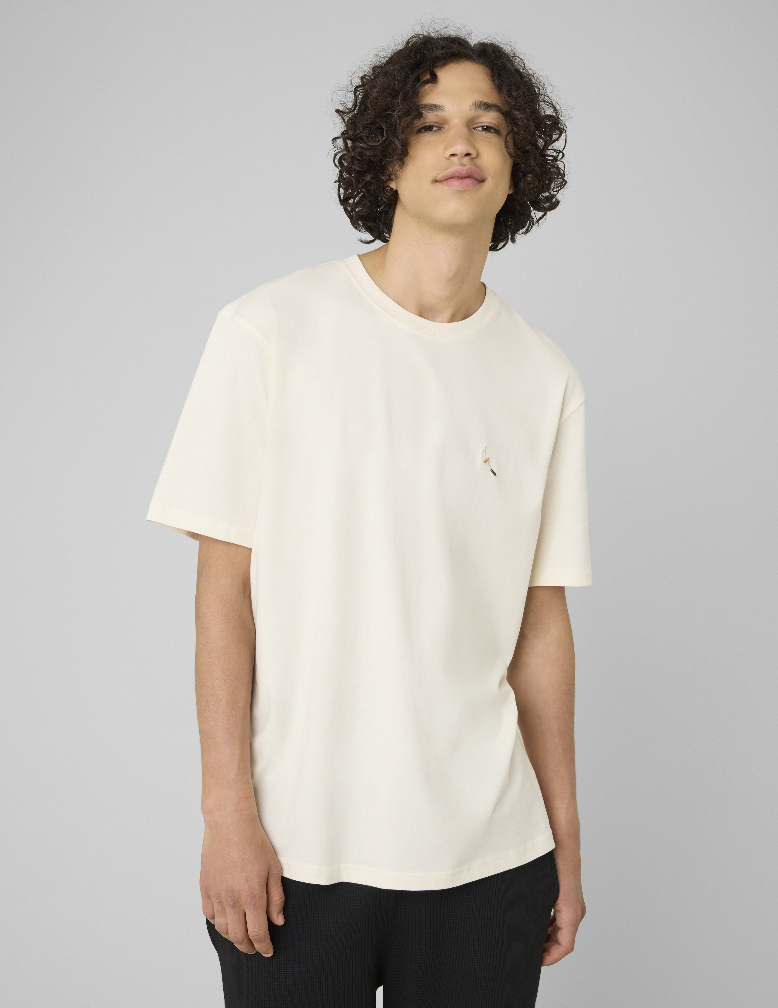 T-shirt broderie poitrine, BZB