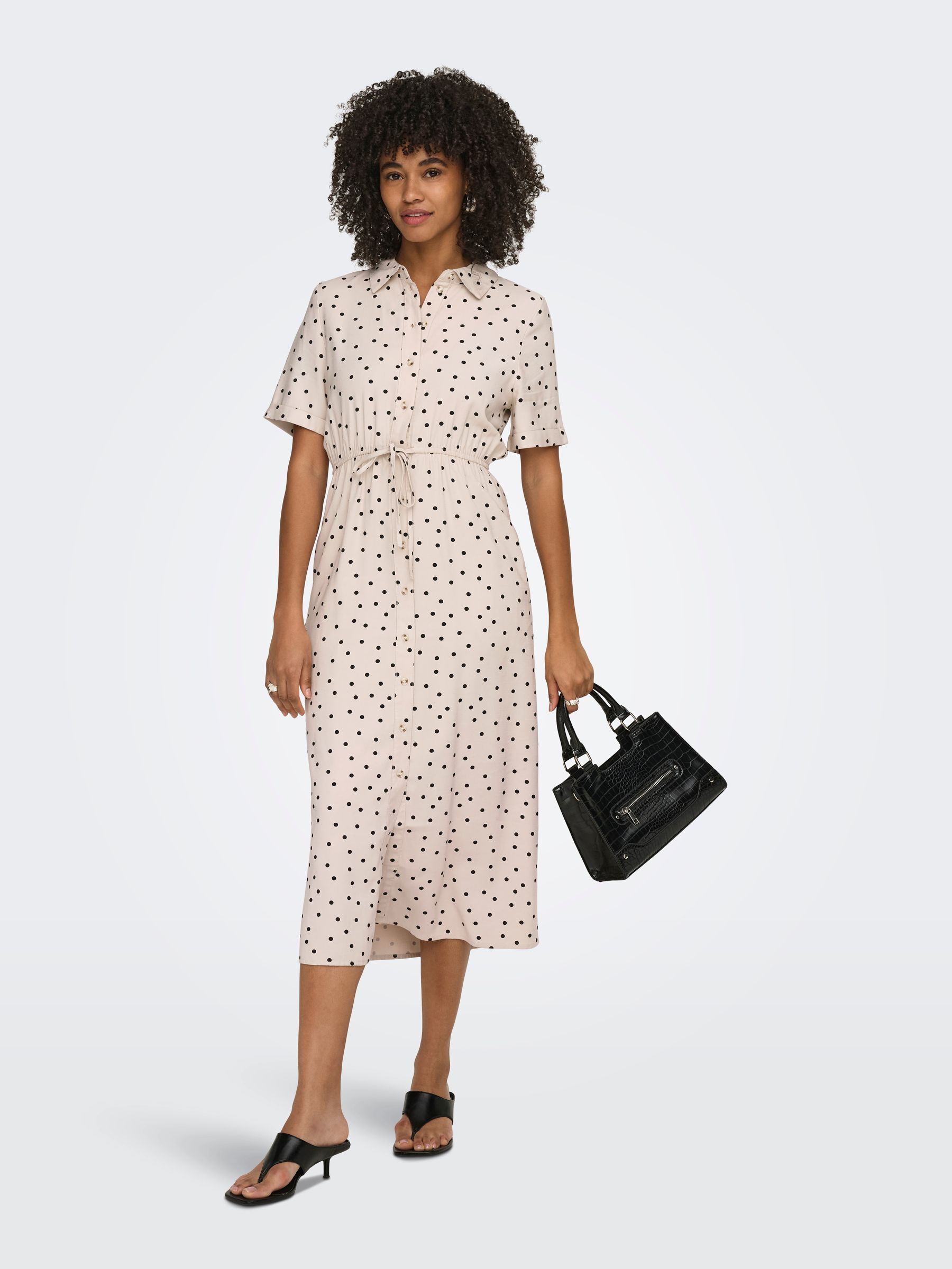 Robe, ONLY