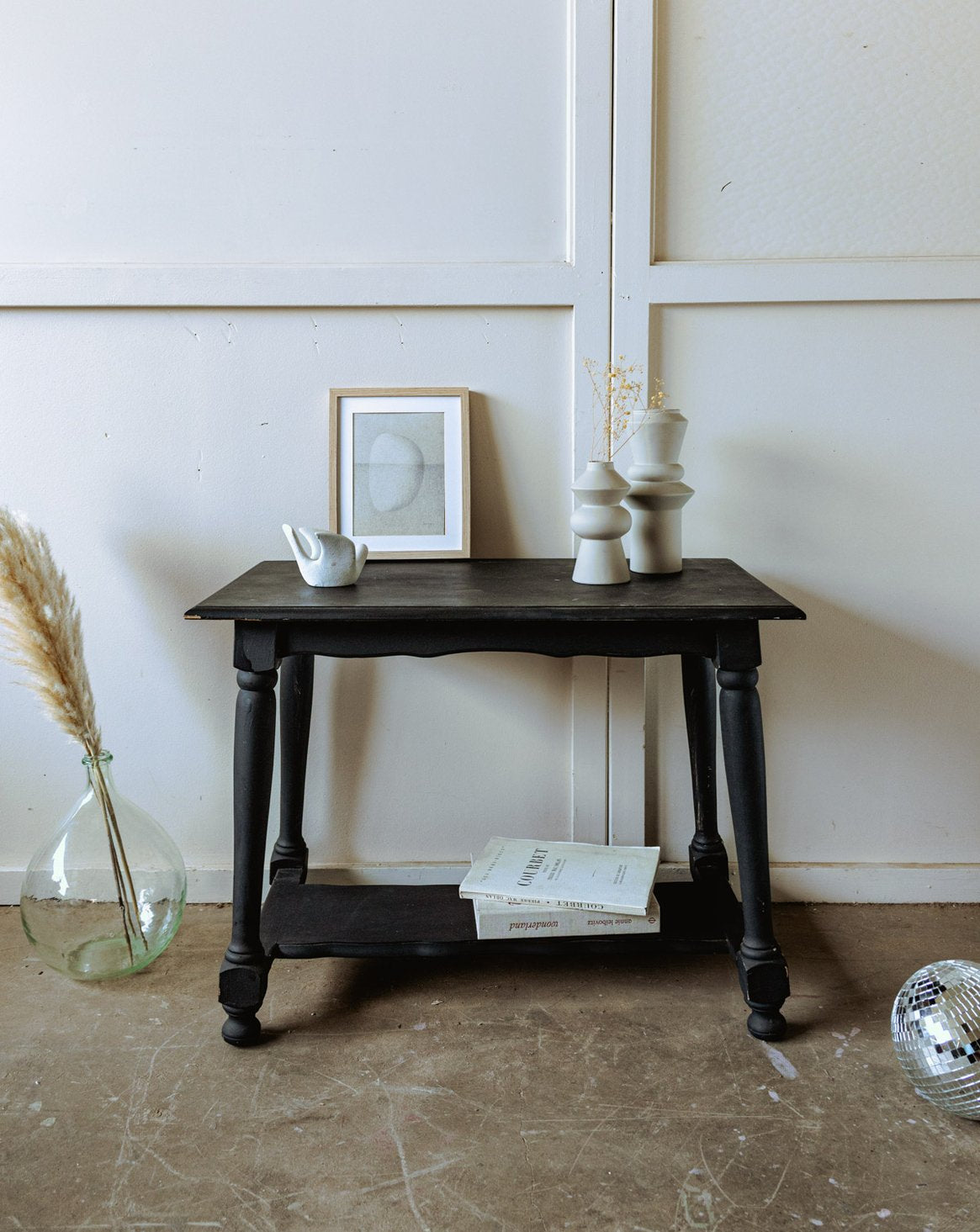 Table d'appoint noir Francine N°812 - Bon état, DEBONGOUT
