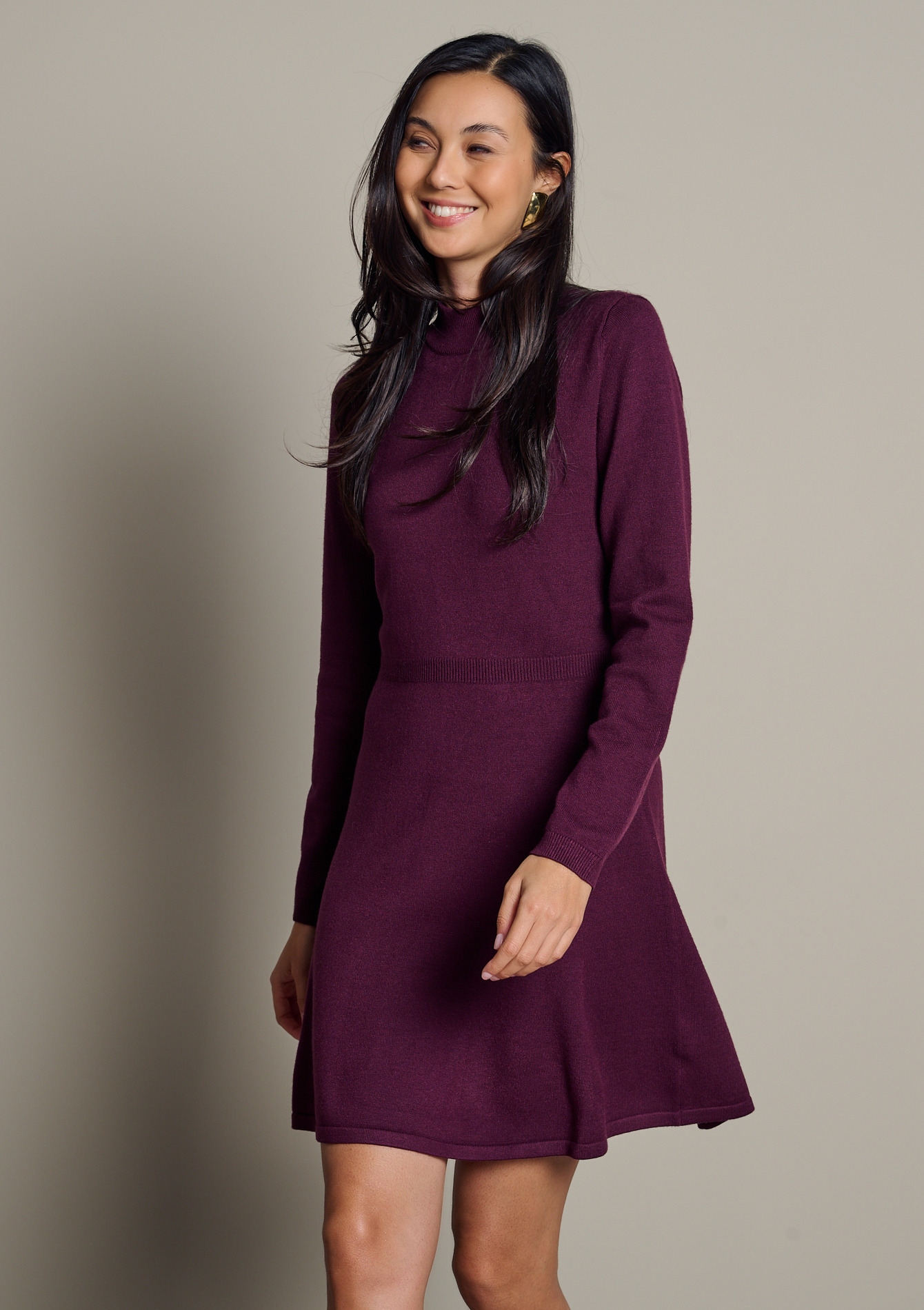 Robe courte évasée en maille, LOLALIZA
