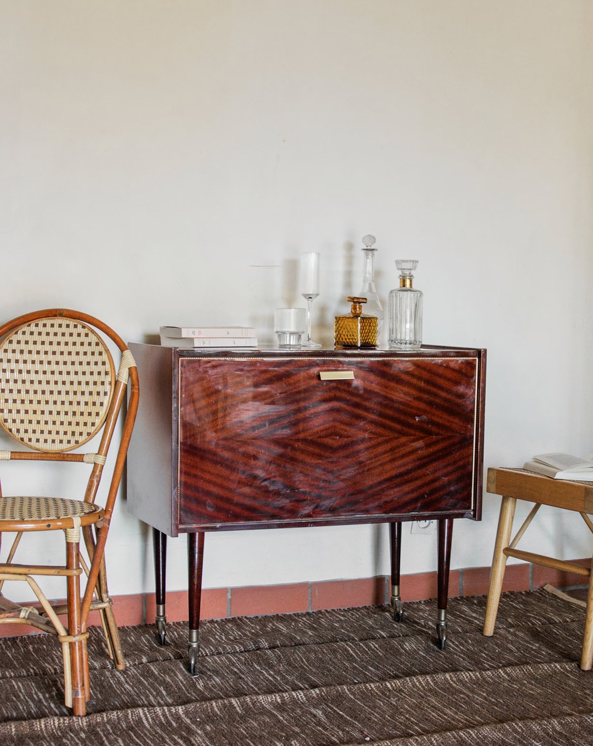 Mini-bar en bois Quentin N°25 - Bon état, DEBONGOUT