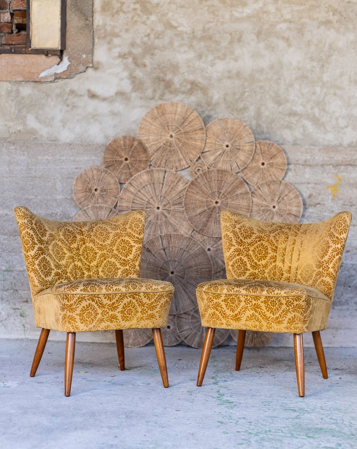Paire de fauteuils jaune moutarde Jakob N°1385 - Bon état, DEBONGOUT