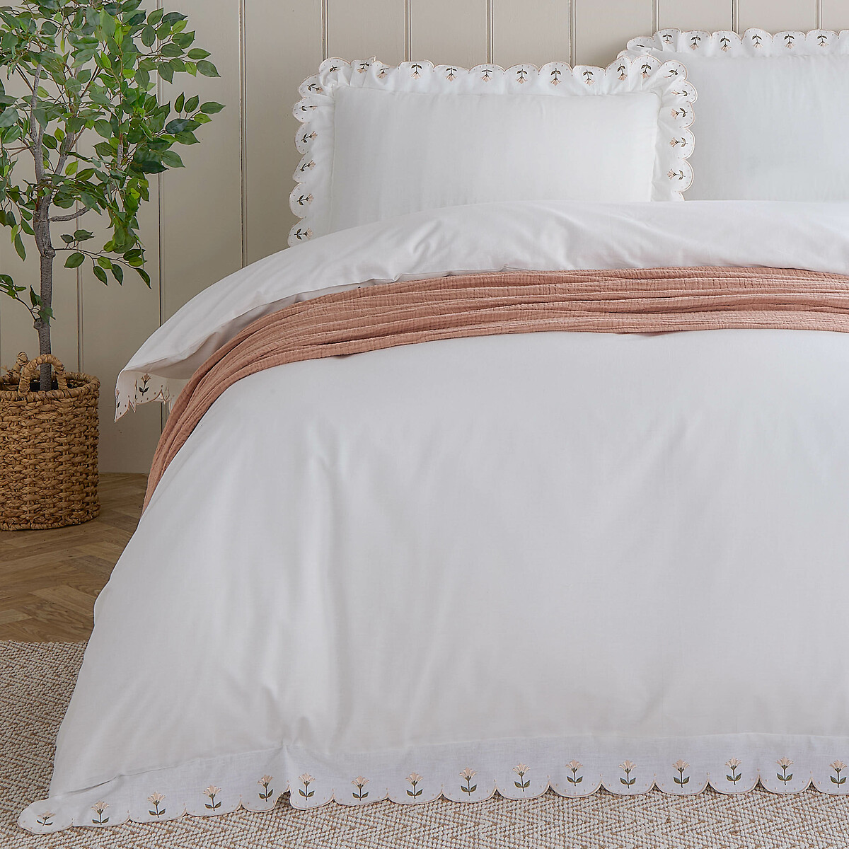 Florrie Embroidered Cotton Duvet Cover and Pillowcase Set, WYLDER NATURE
