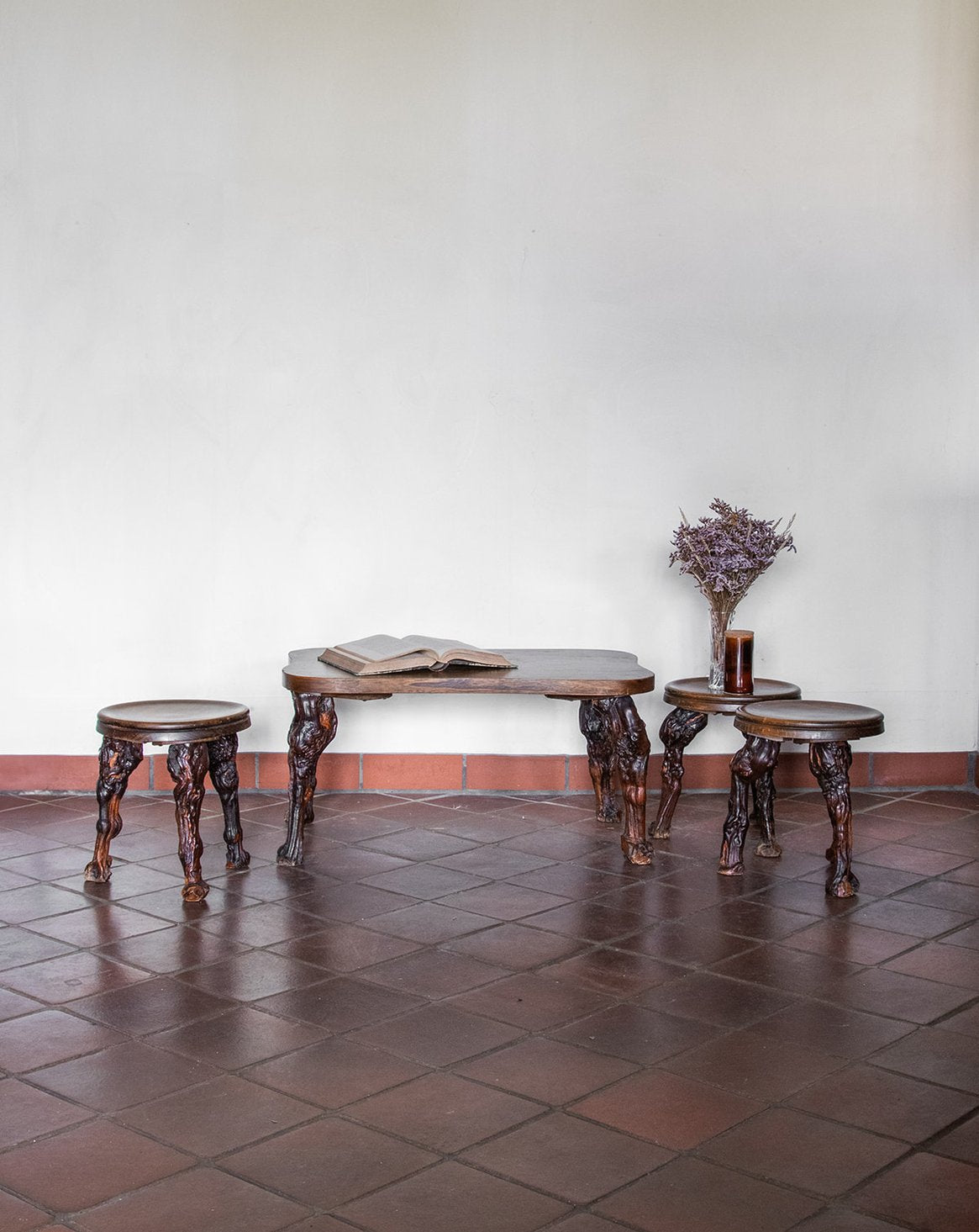 Ensemble de table basse brutaliste Liv N°135 - Bon état, DEBONGOUT