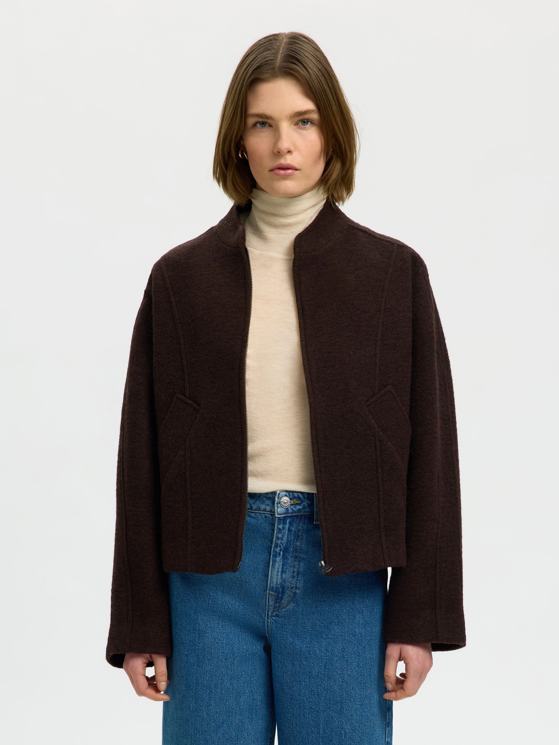 Veste, SELECTED