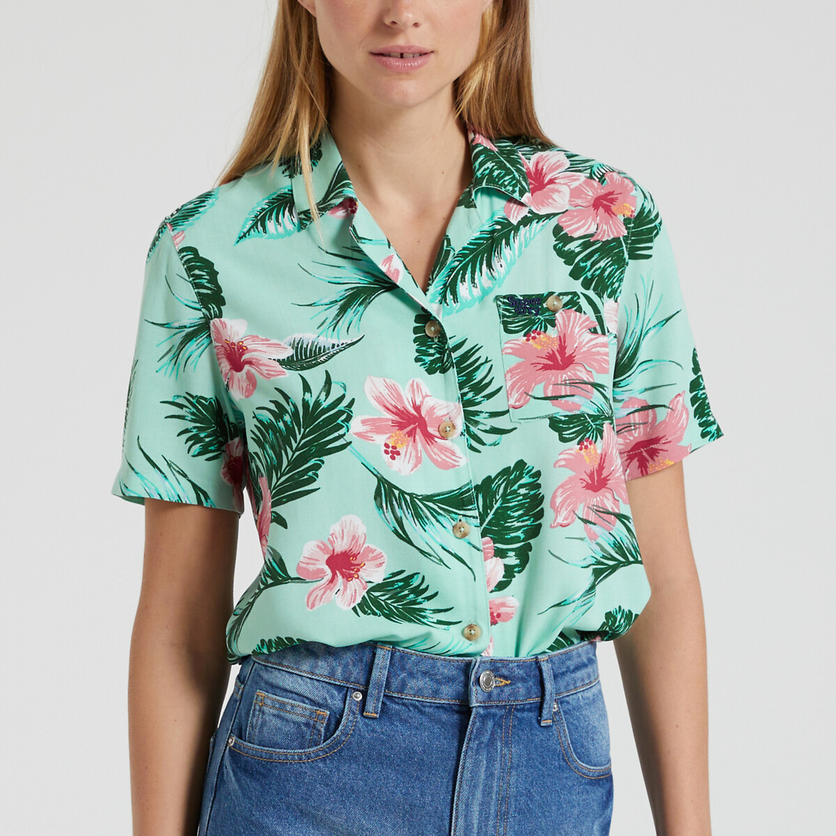 Chemise Beach Resort, SUPERDRY
