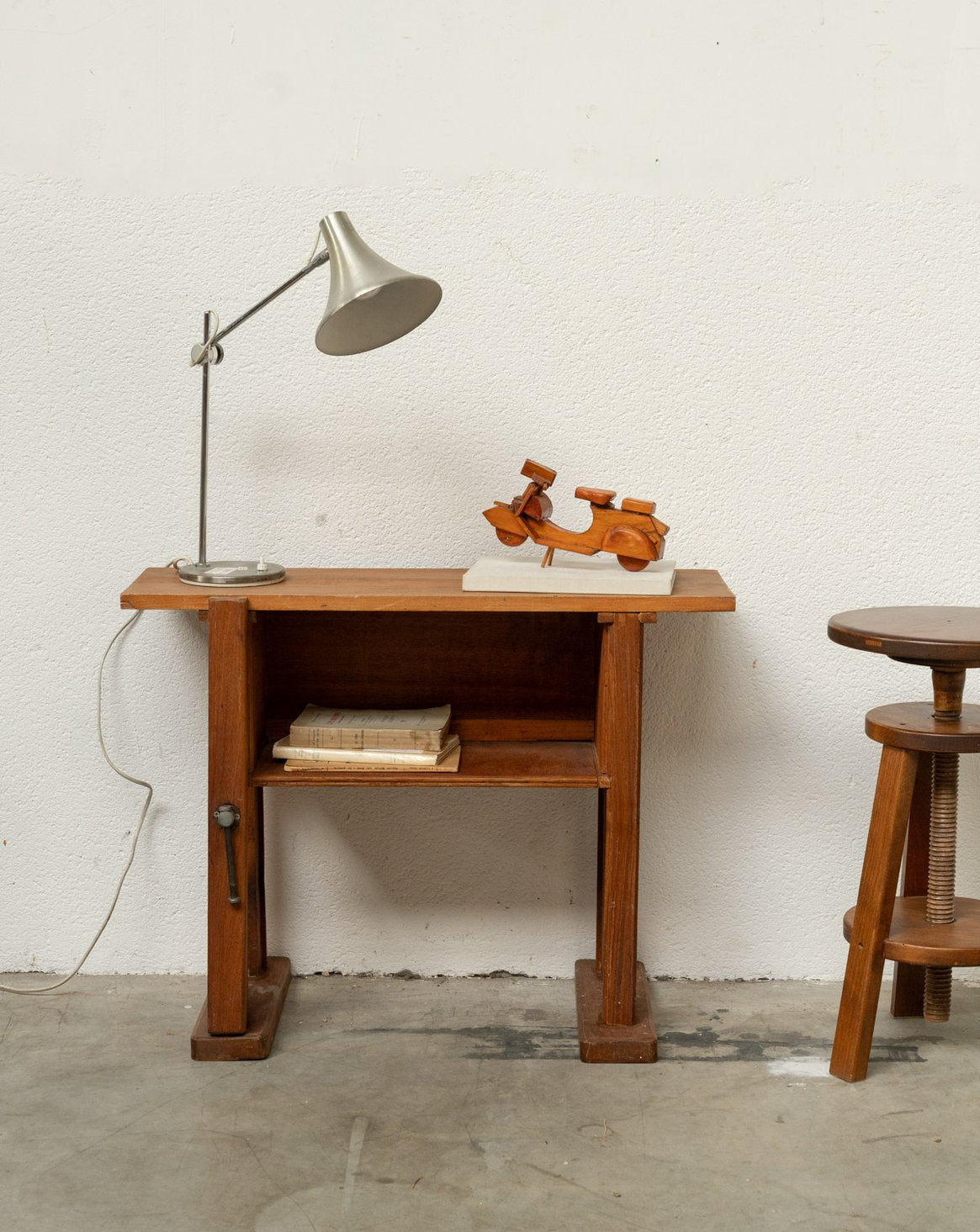 Petit établi en bois Fernand N°477 - Bon état, DEBONGOUT