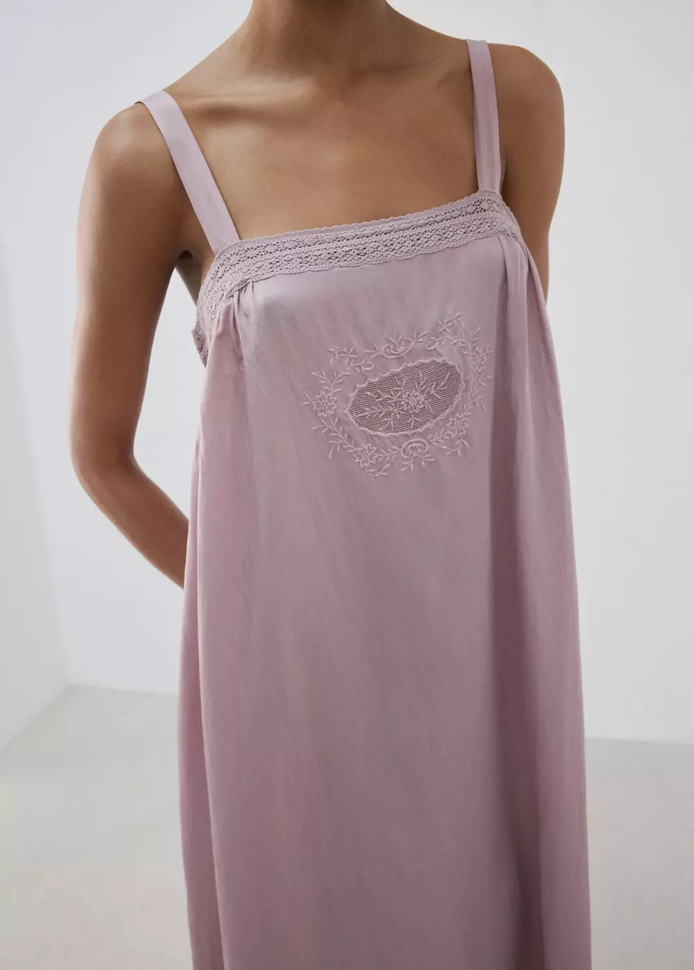 Chemise de nuit détails ajourés, MANGO