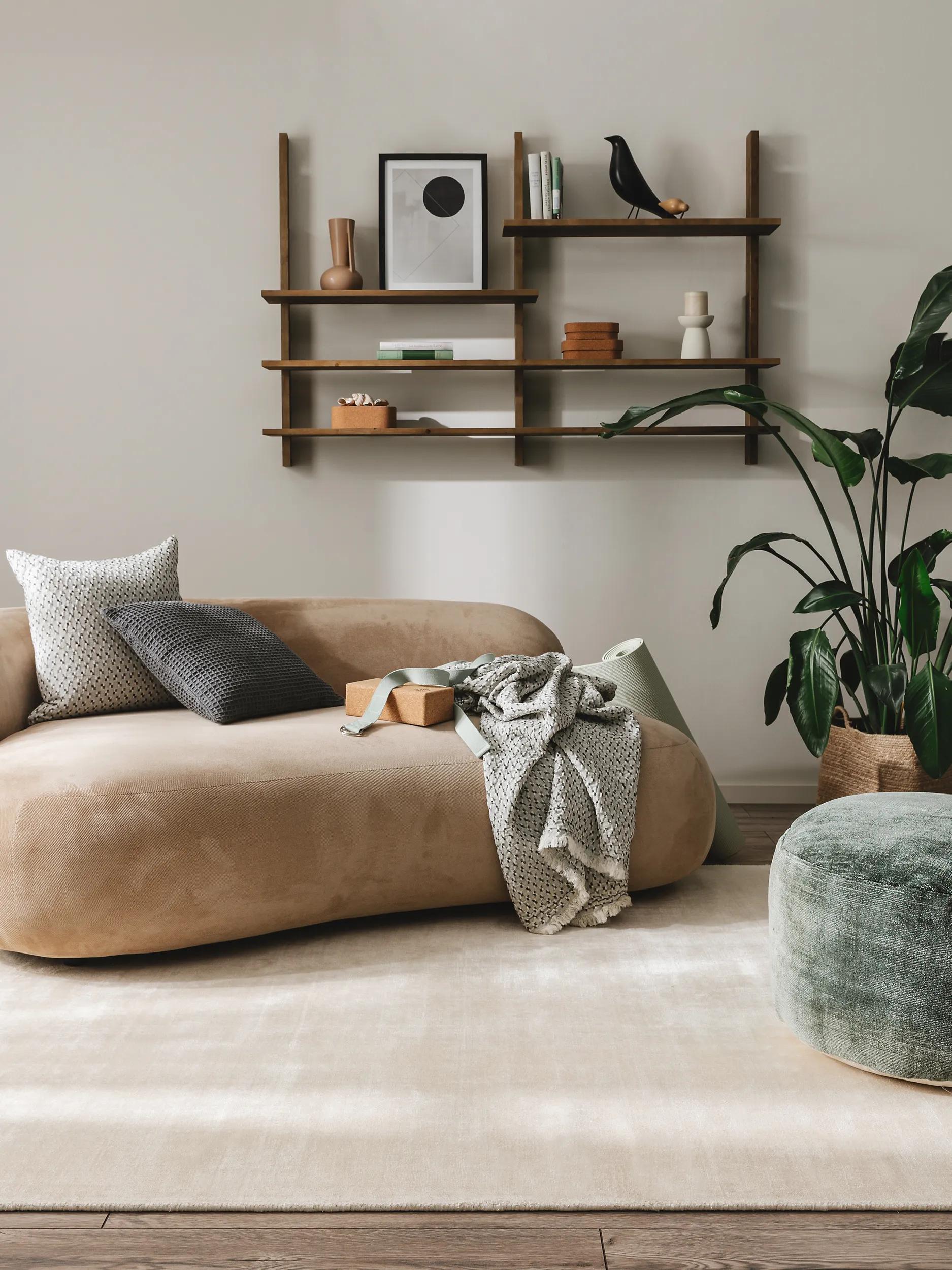 Tapis en viscose tissé main NOVA, BENUTA