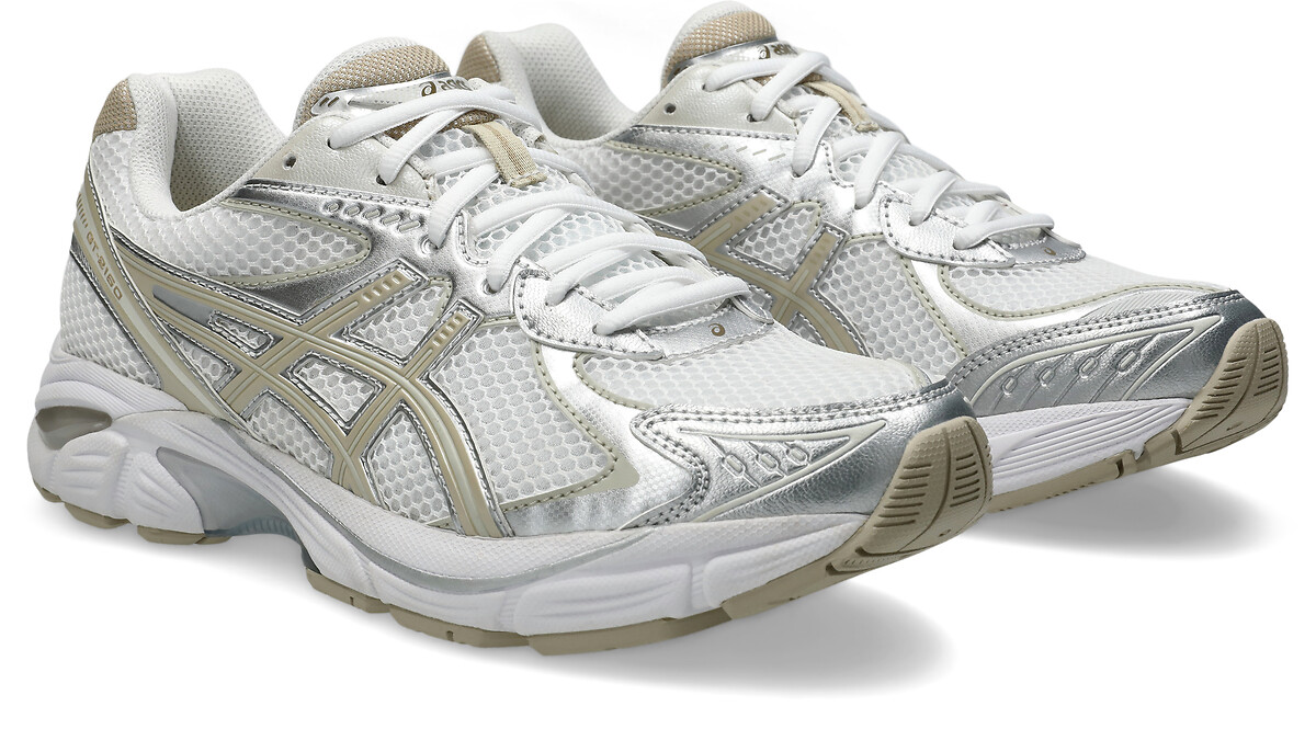 GT-2160 sneakers