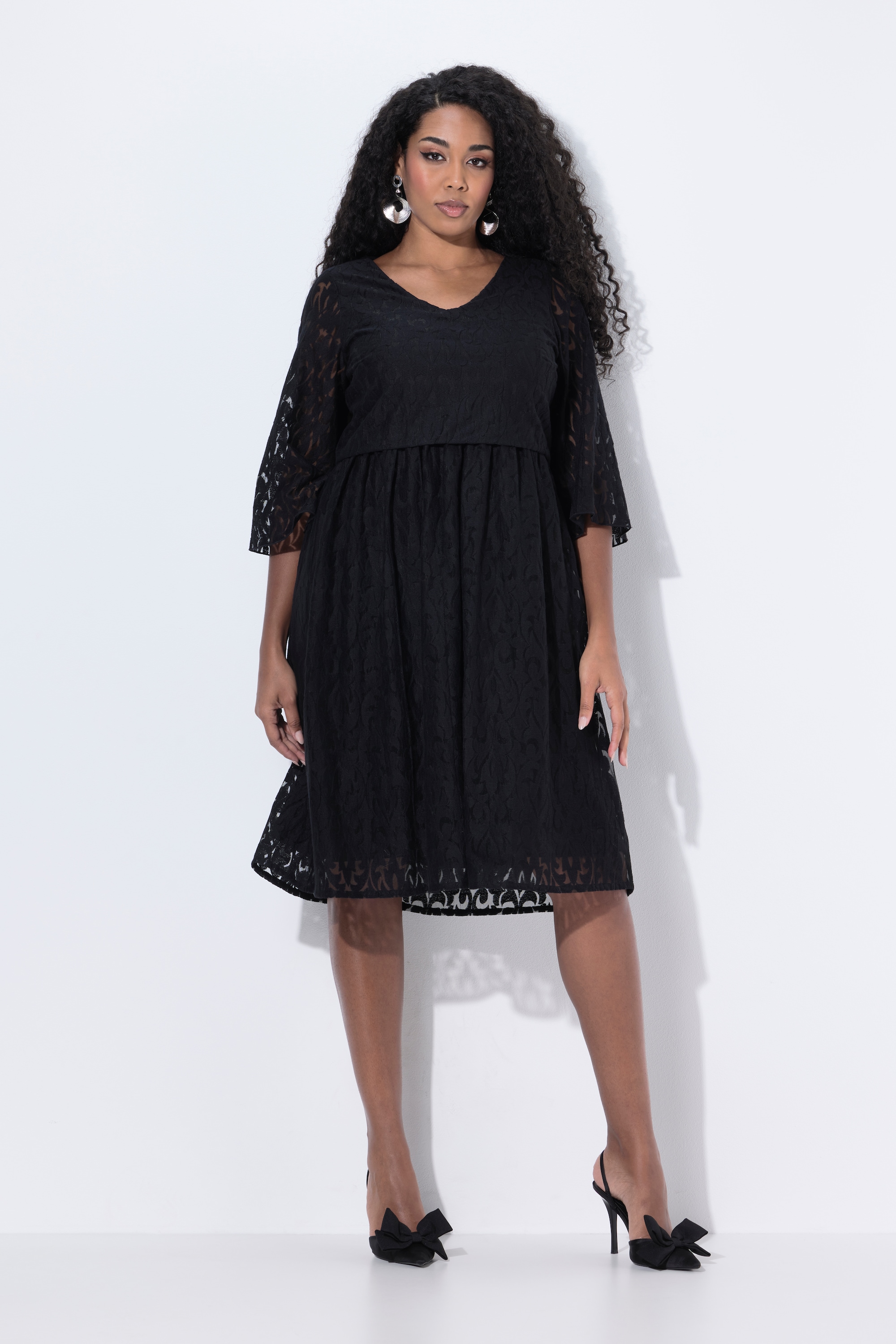 Robe midi évasée avec encolure en V, ULLA POPKEN