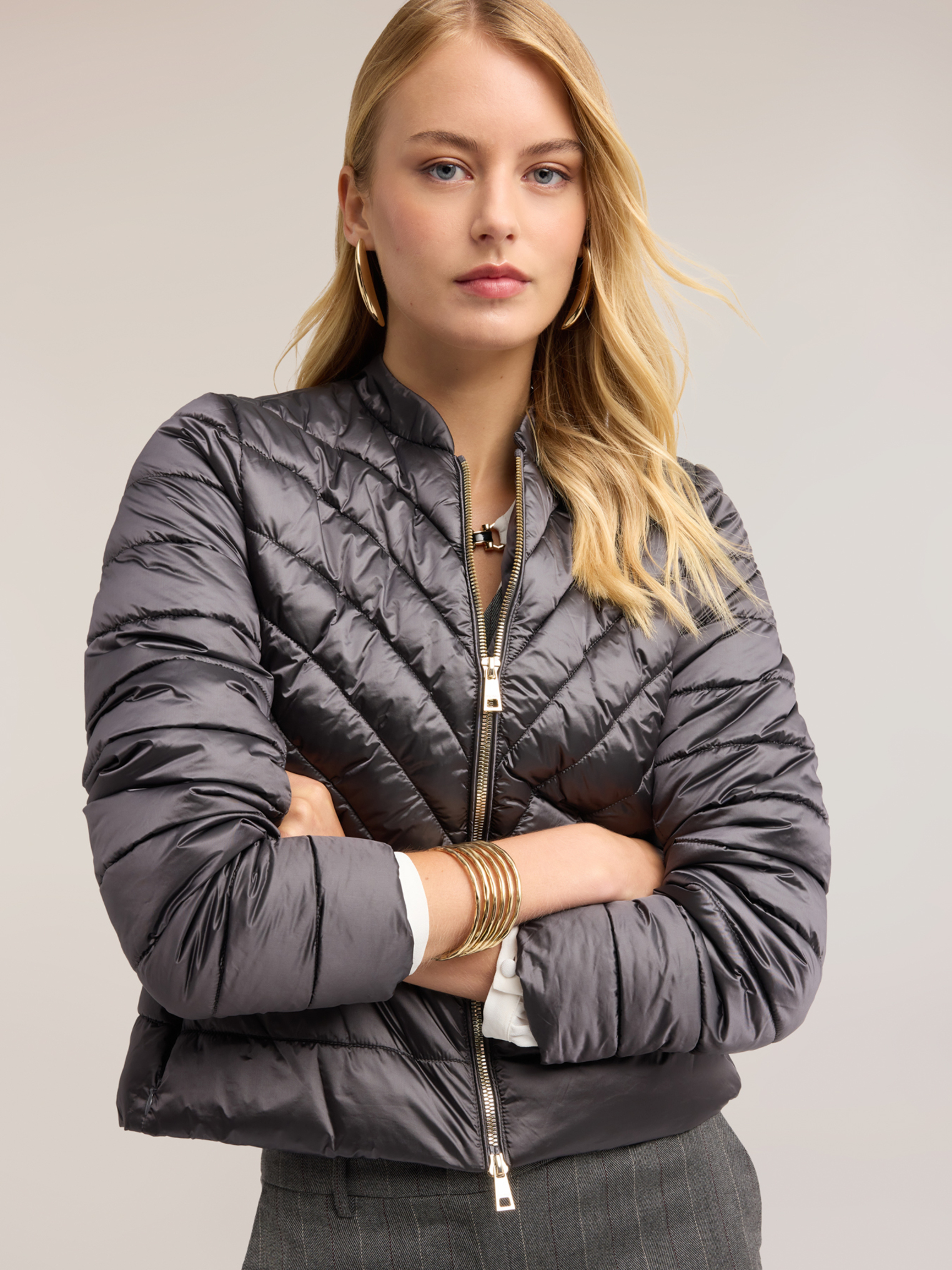 Veste matelassée légère courte avec col montant, MOTIVI