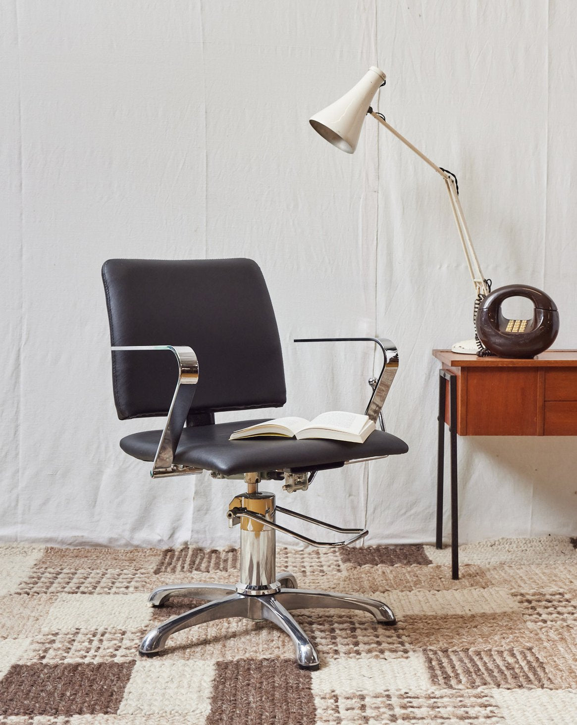 Fauteuil de coiffeur en chrome Jakob N°973 - Bon état, DEBONGOUT