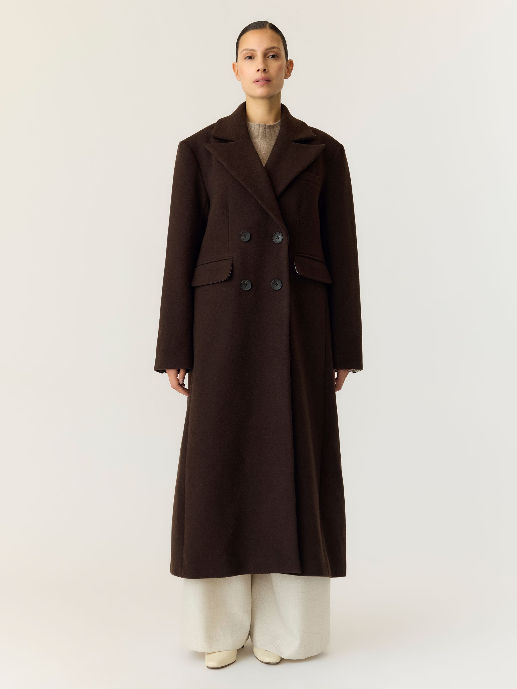 Manteau, YAS