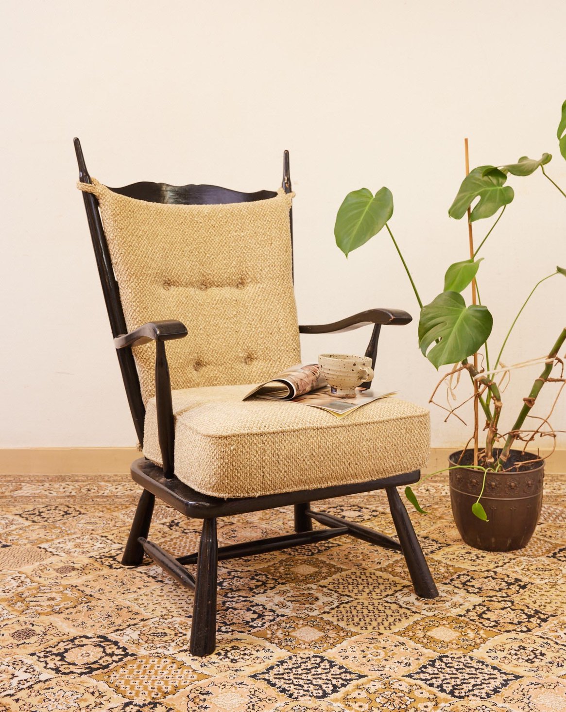 Fauteuil en bois Ernest N°1578 - Bon état, DEBONGOUT