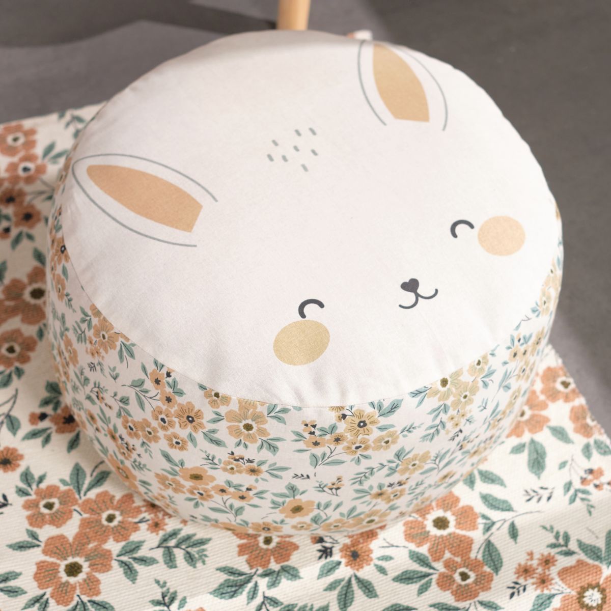 Pouf imprimé animalier coton FUNNY LAPIN, TODAY