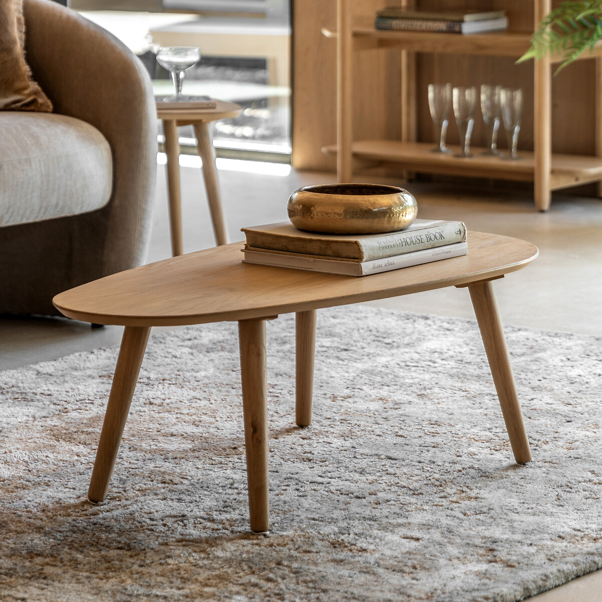 Hale Natural Oak Organic Shaped Coffee Table, ÉDITÉ