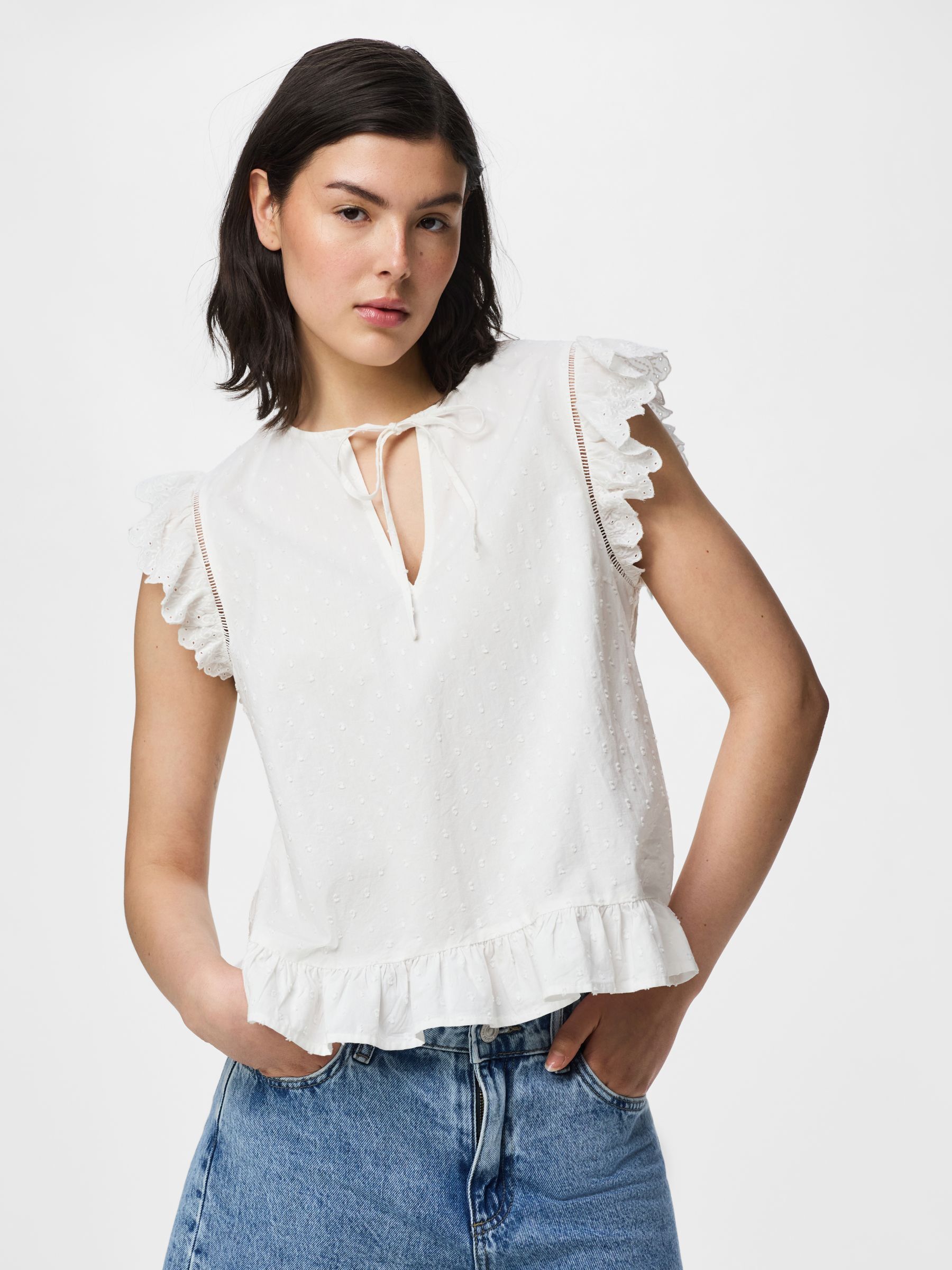Top Sans Manches, PIECES