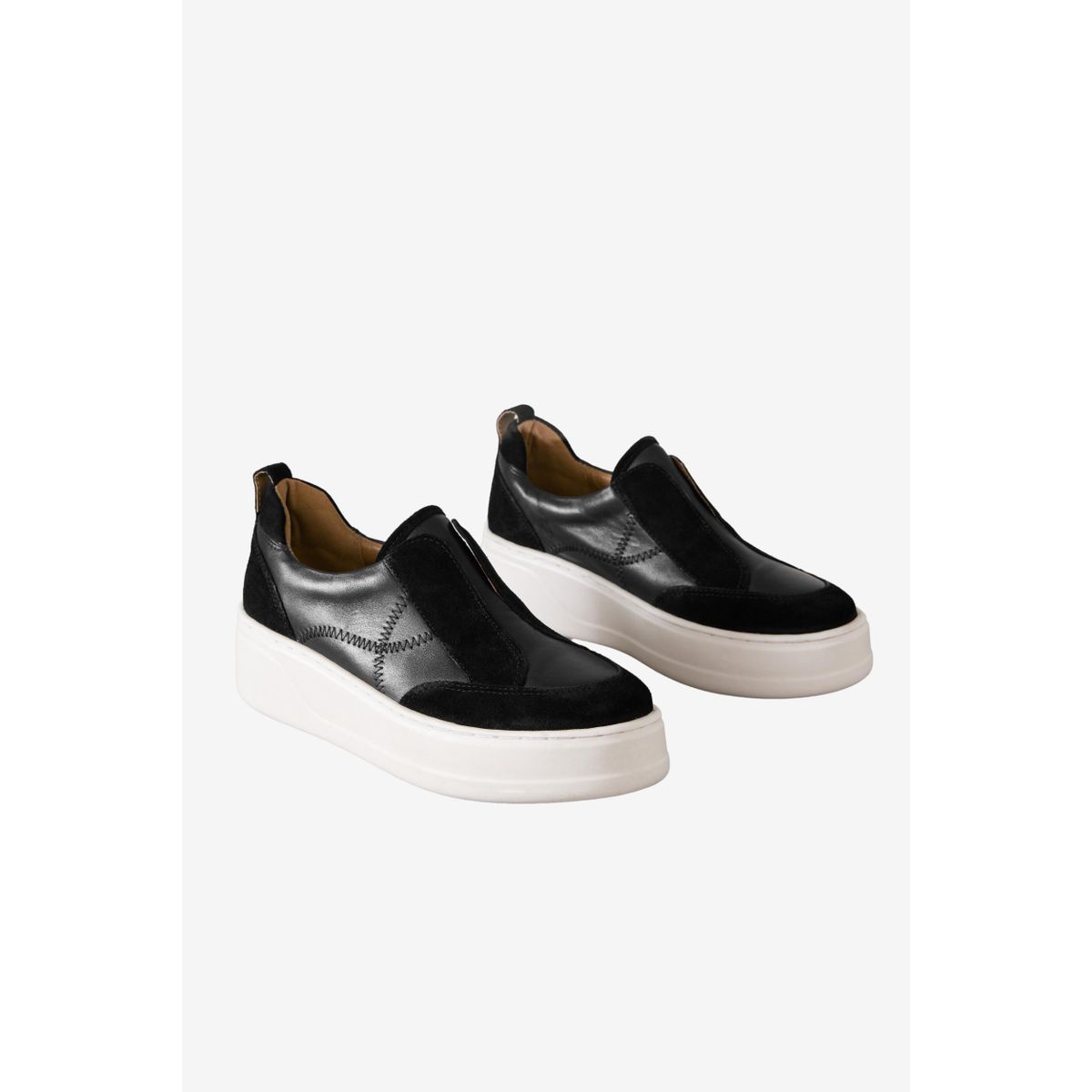 Baskets compensées épaisses en cuir à enfiler signature, NEXT