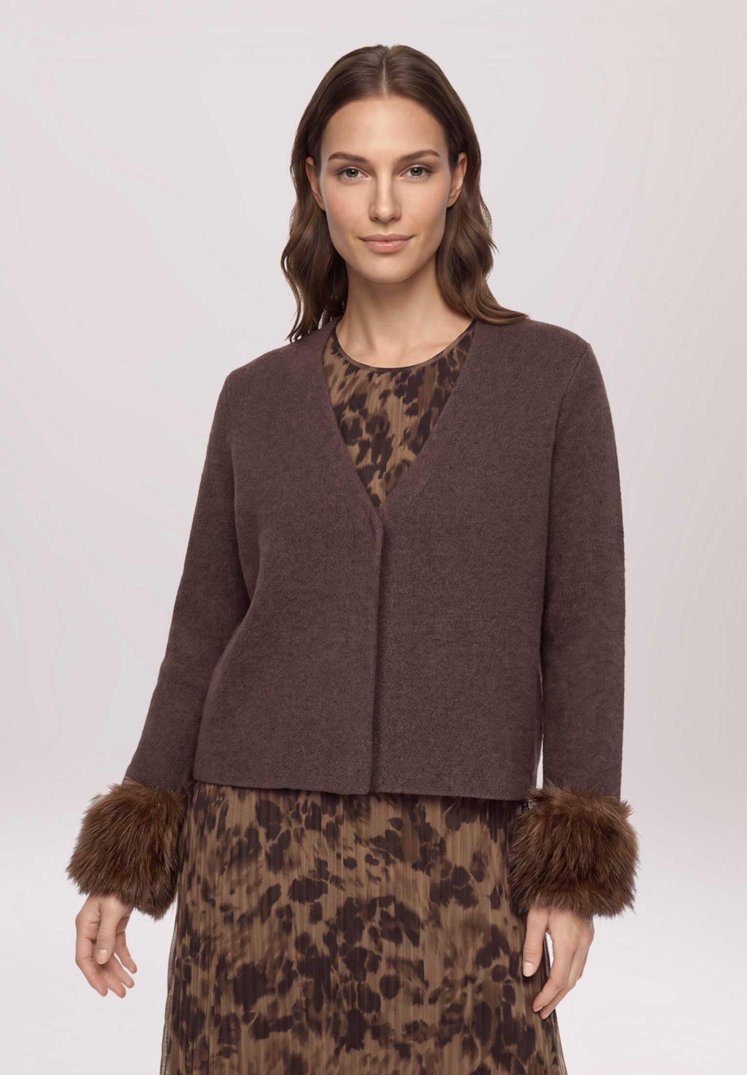 Cardigan en maille à encolure en v, BETTY BARCLAY