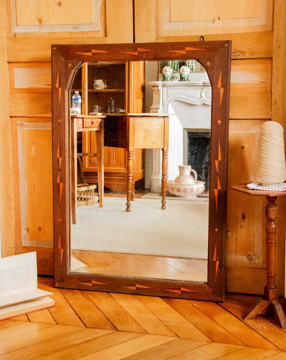 Miroir marqueté en bois foncé Georges N°1320 - Bon état, DEBONGOUT